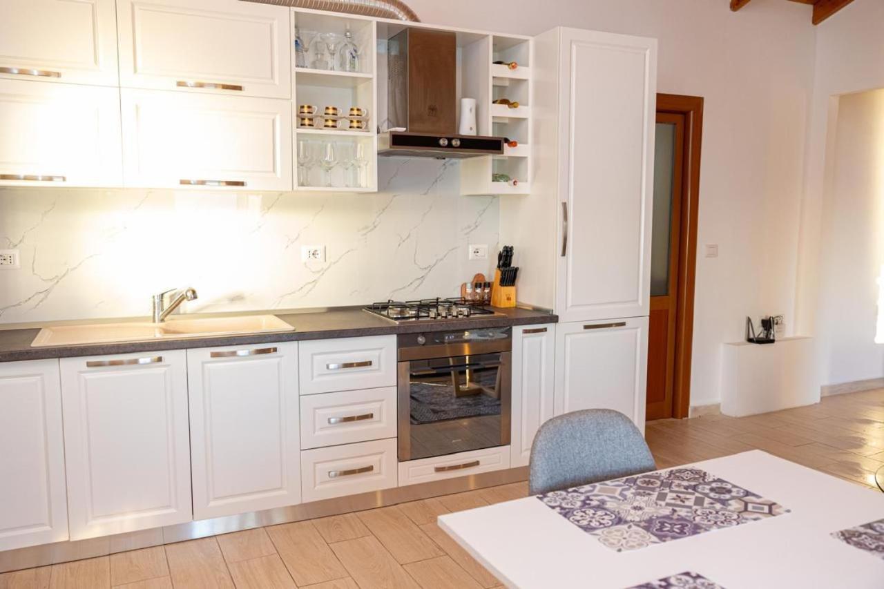 Premium Beach Apartments Jonufer