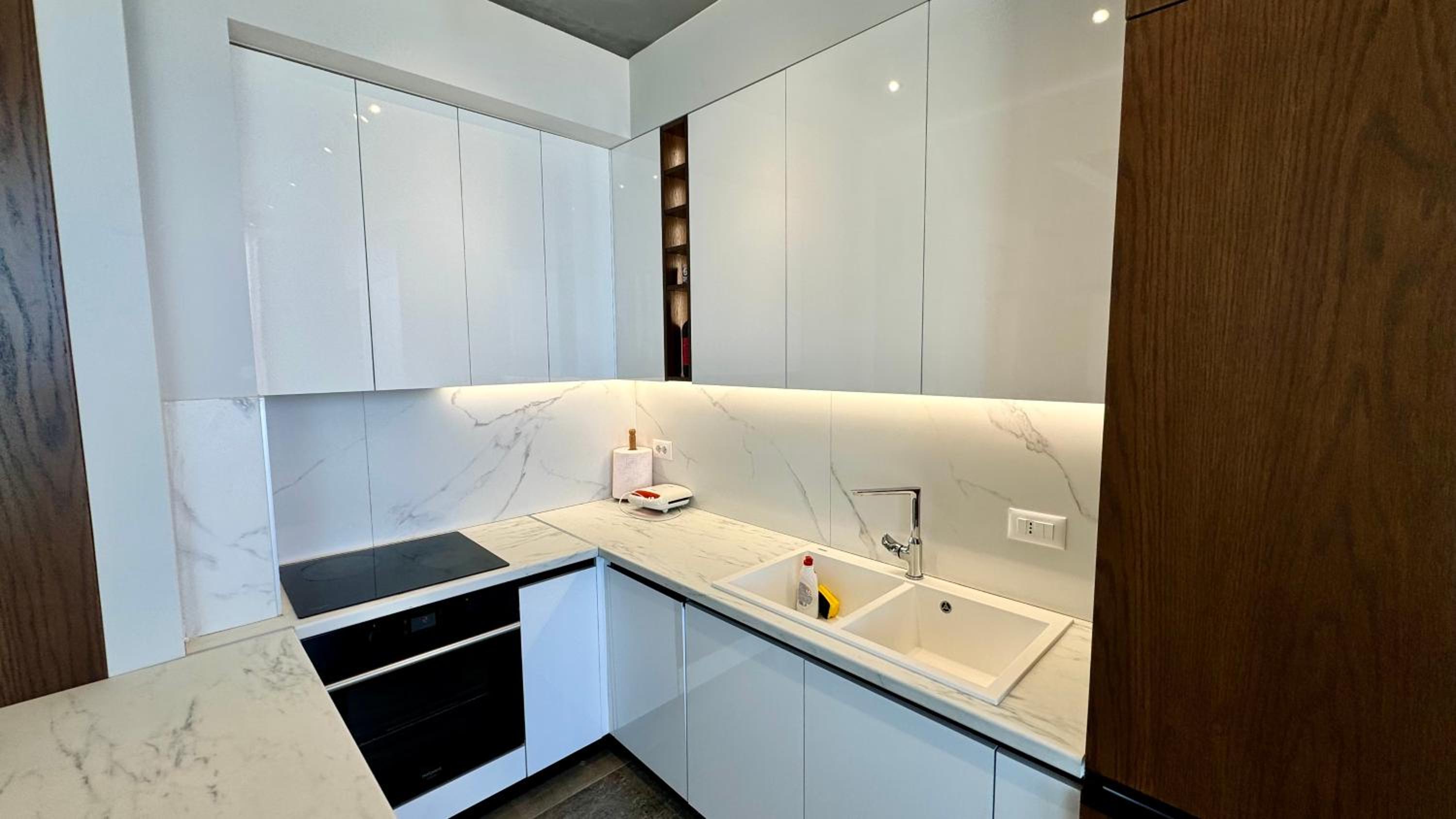 Heaven Apartment Drimades Olea Residence