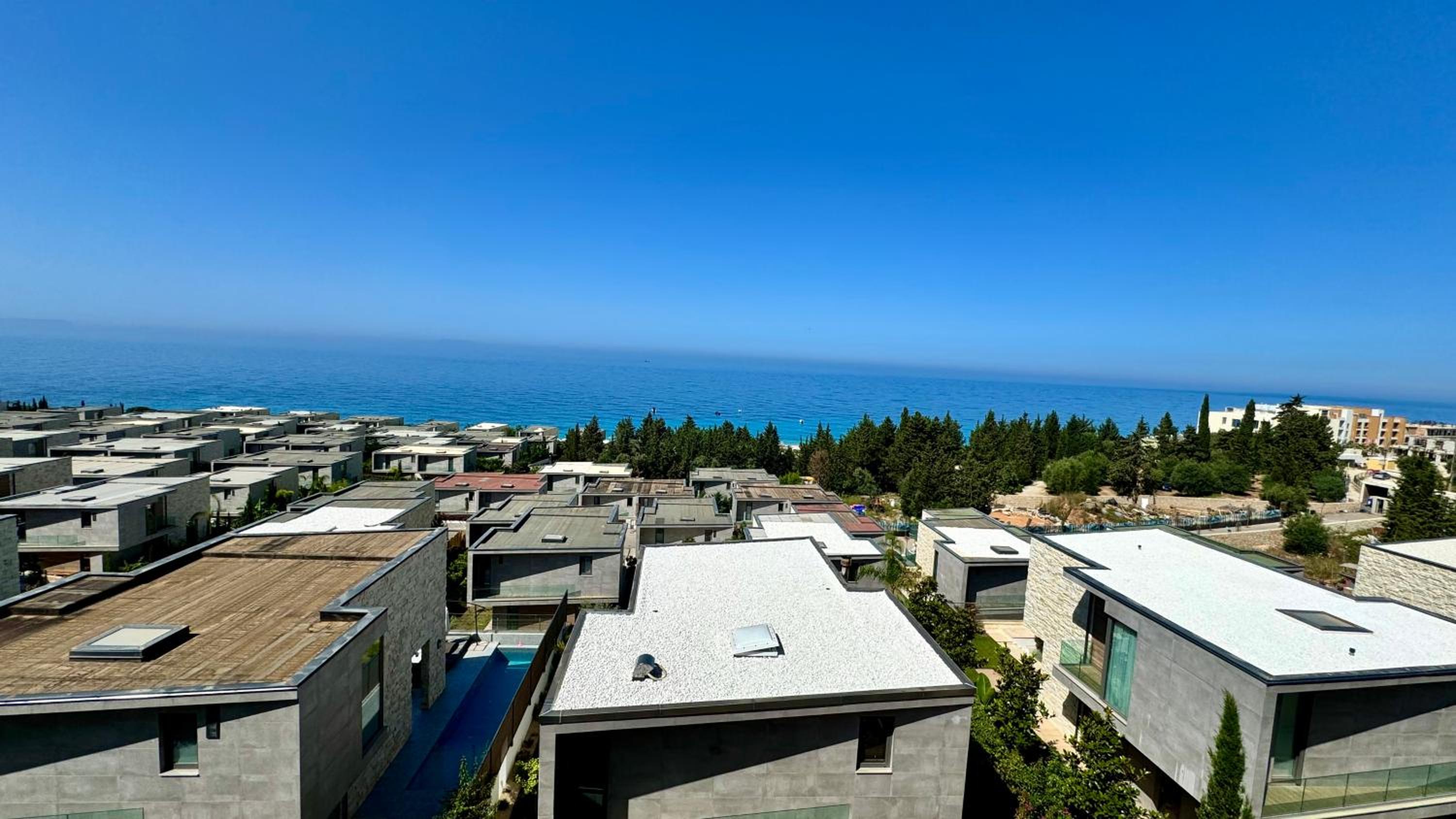 Heaven Apartment Drimades Olea Residence