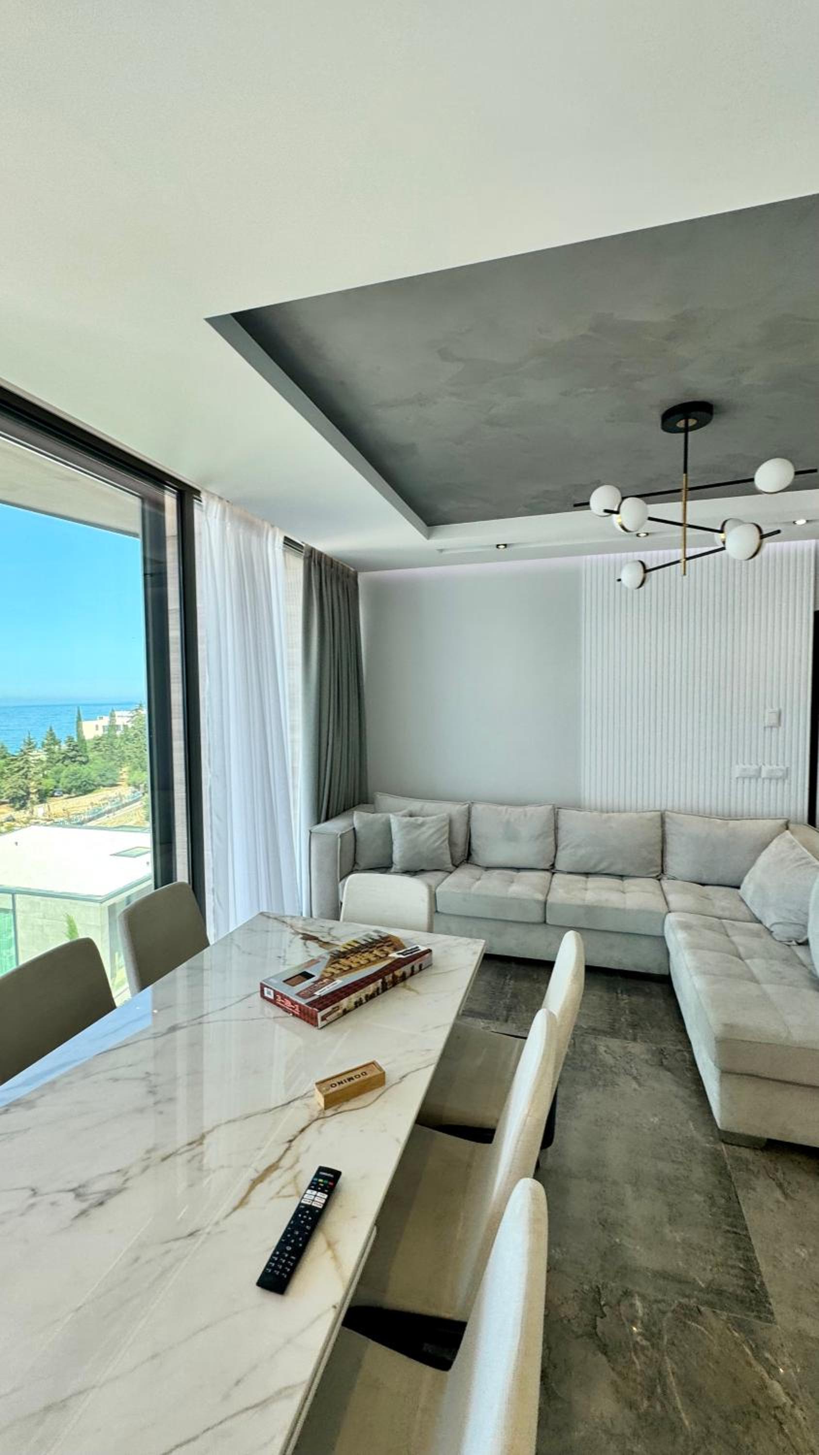 Heaven Apartment Drimades Olea Residence