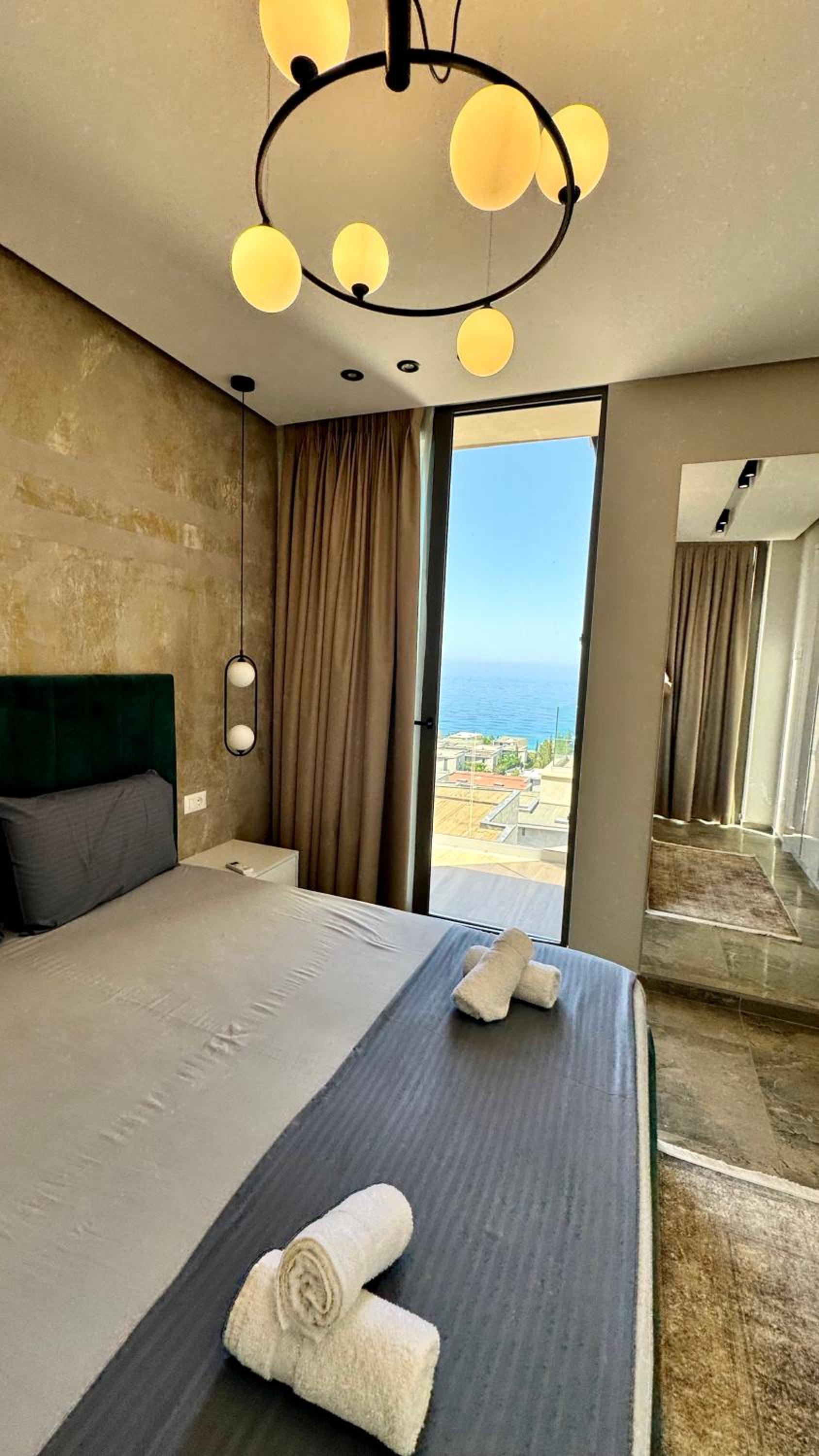 Heaven Apartment Drimades Olea Residence