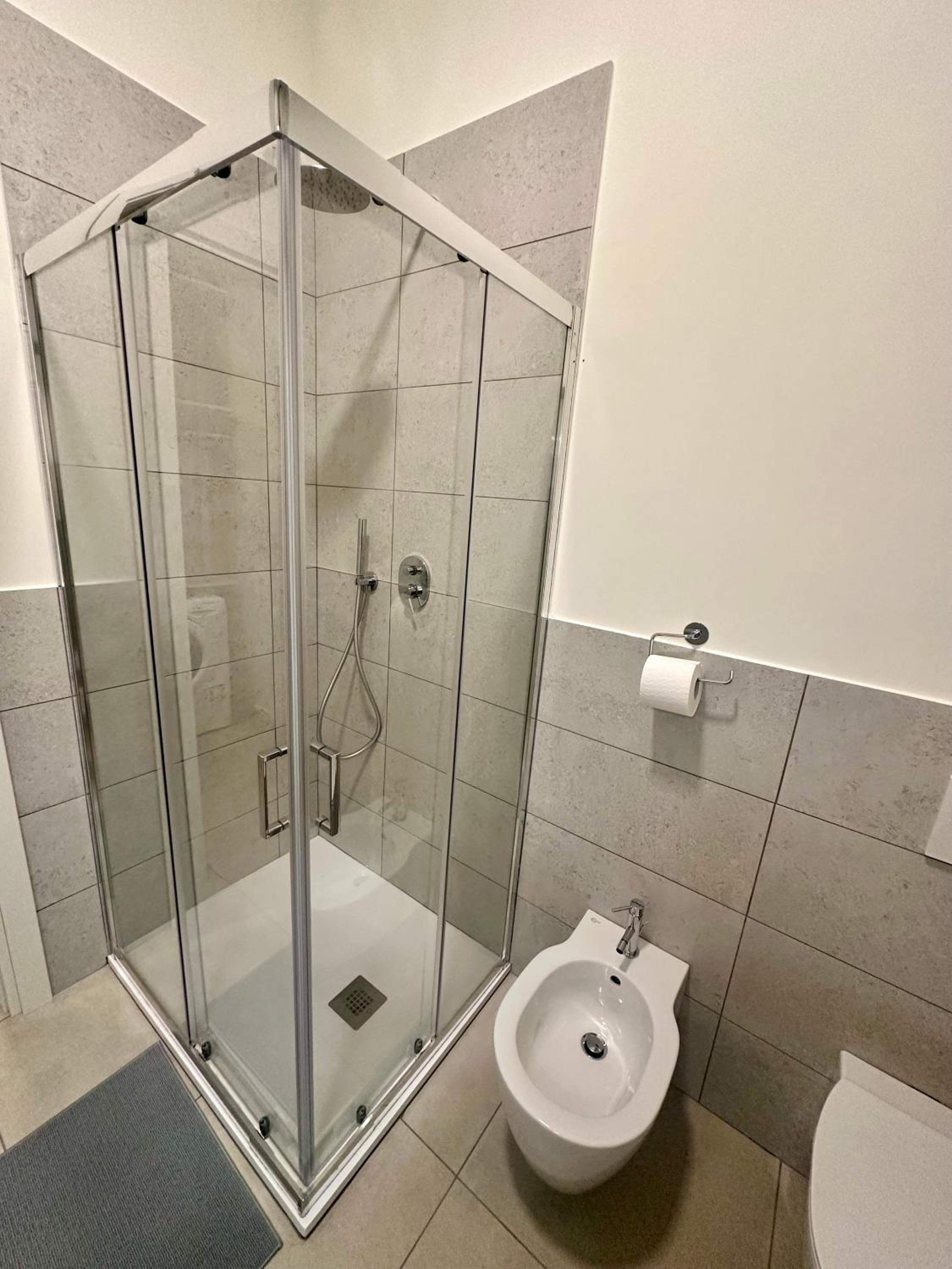 Spacious 2 room apartment