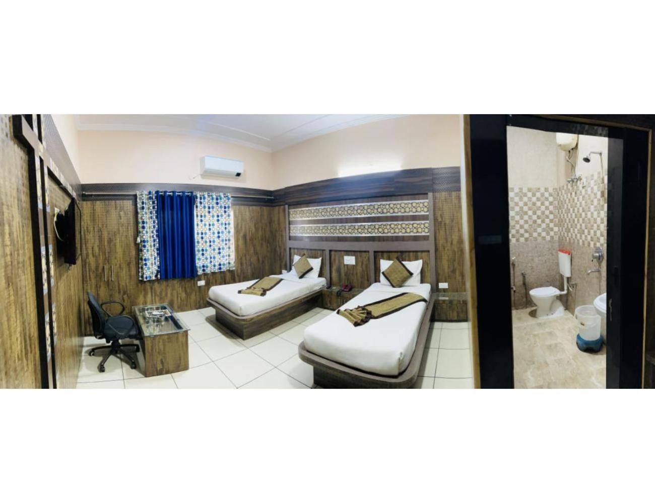 Vishwakarma Hotel & Restaurant, Reengus