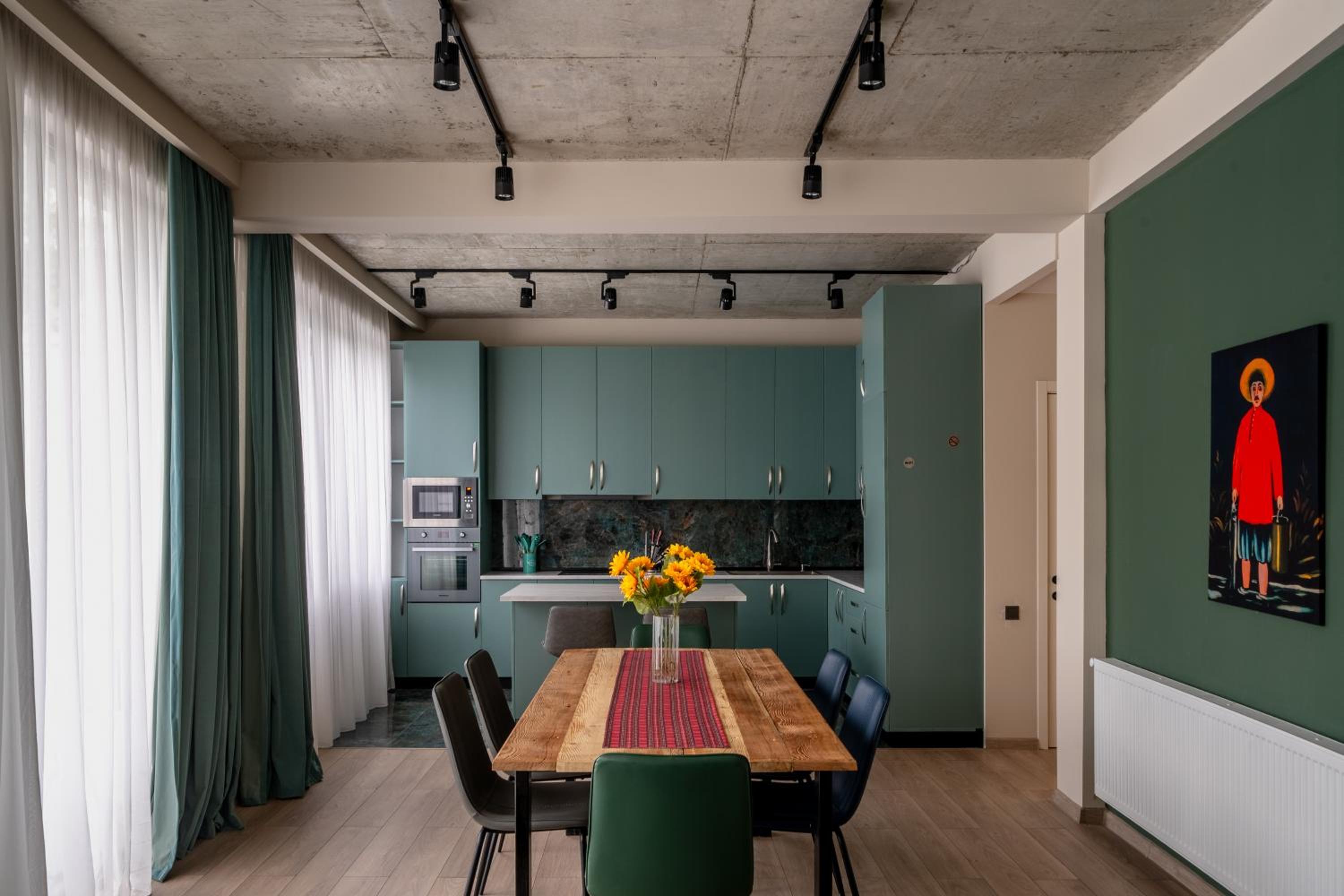 Niabi 3 beadrooms apartments view 2