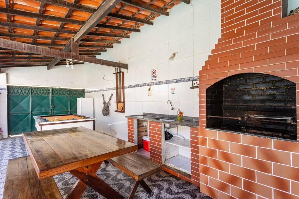 Casa Privativa, com Piscina e Disponível para o Carnaval