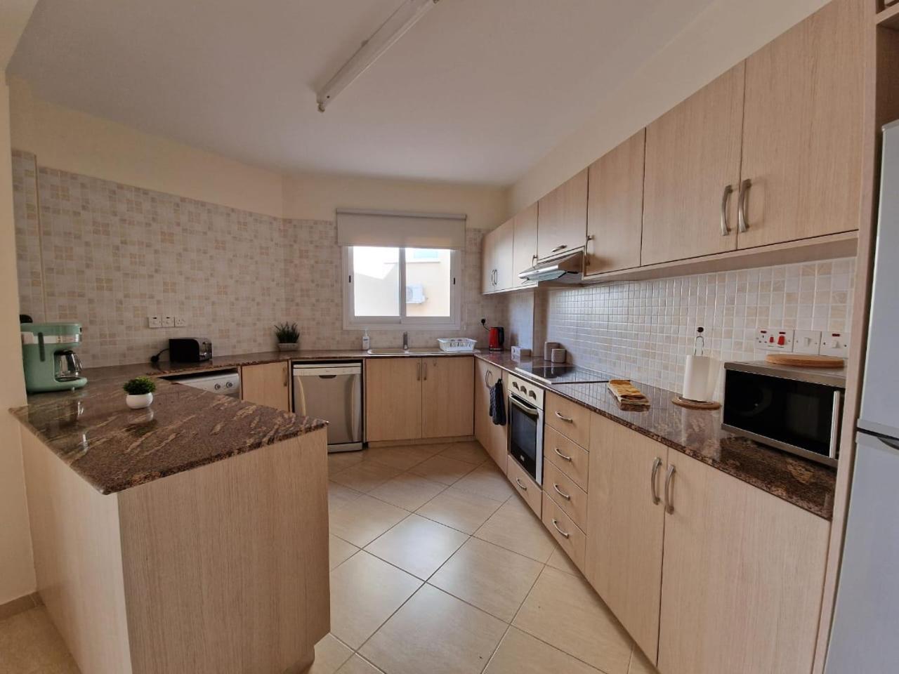 Peyia Cottages, 2 bed apartment