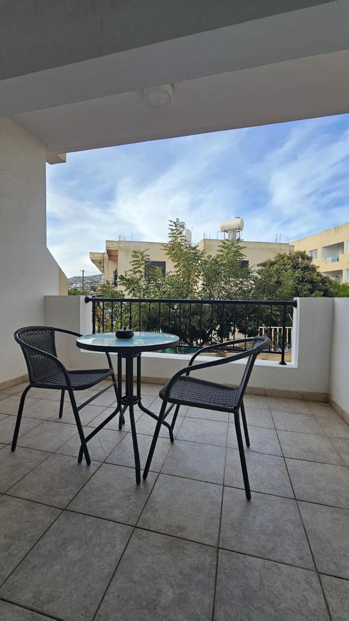Peyia Cottages, 2 bed apartment