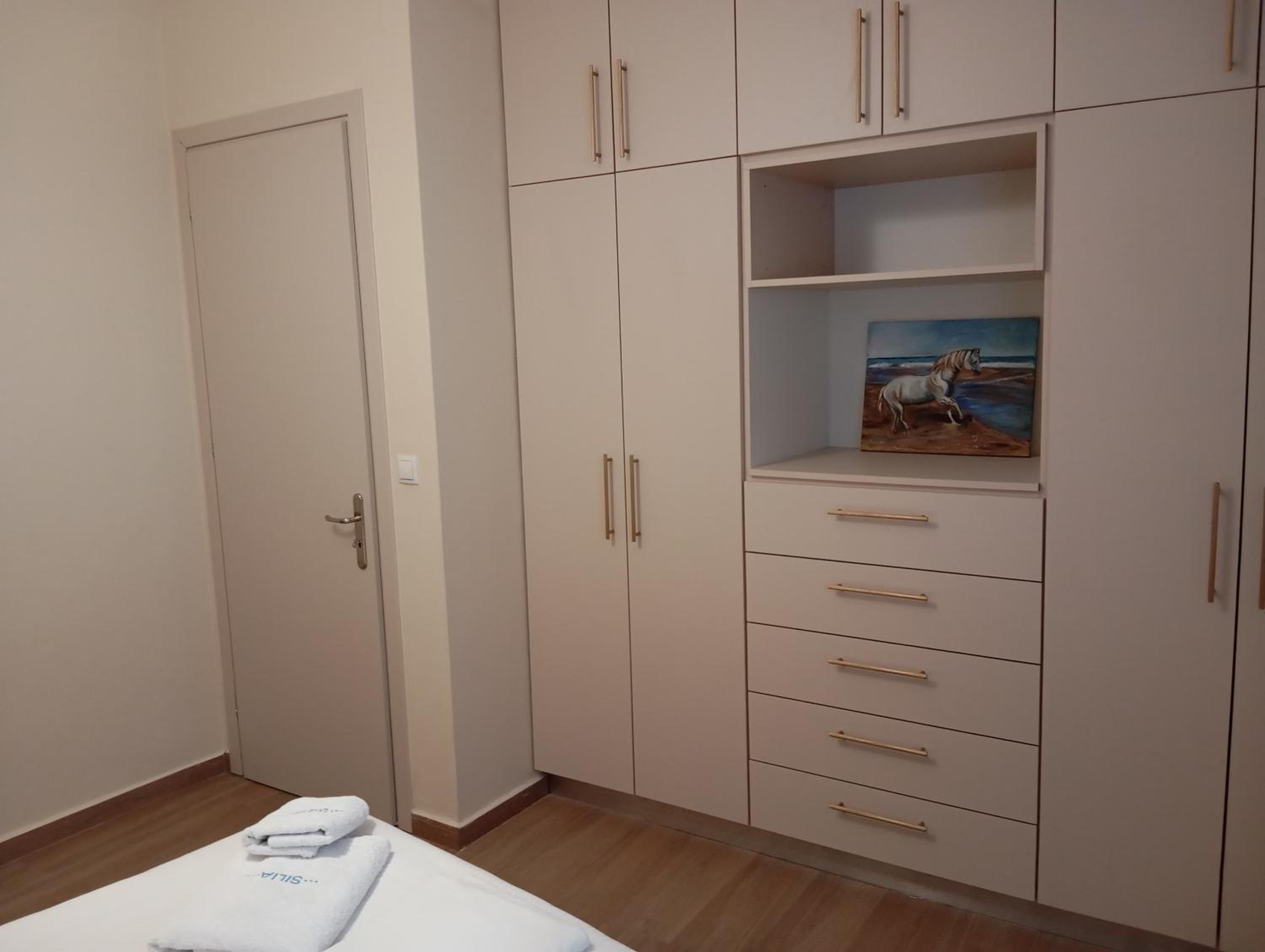 Aeraki Apartments City Center