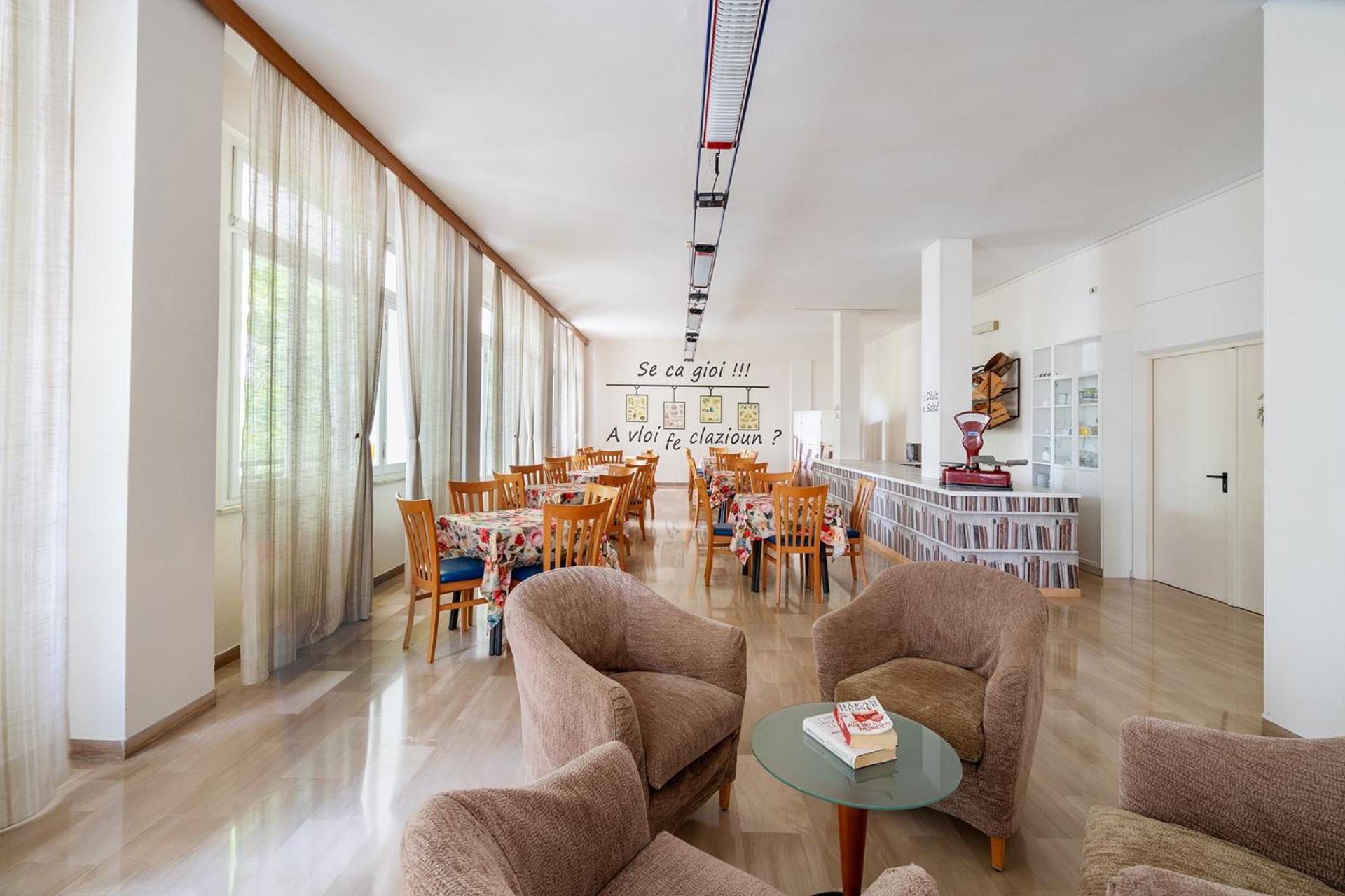 Hotel Sayonara