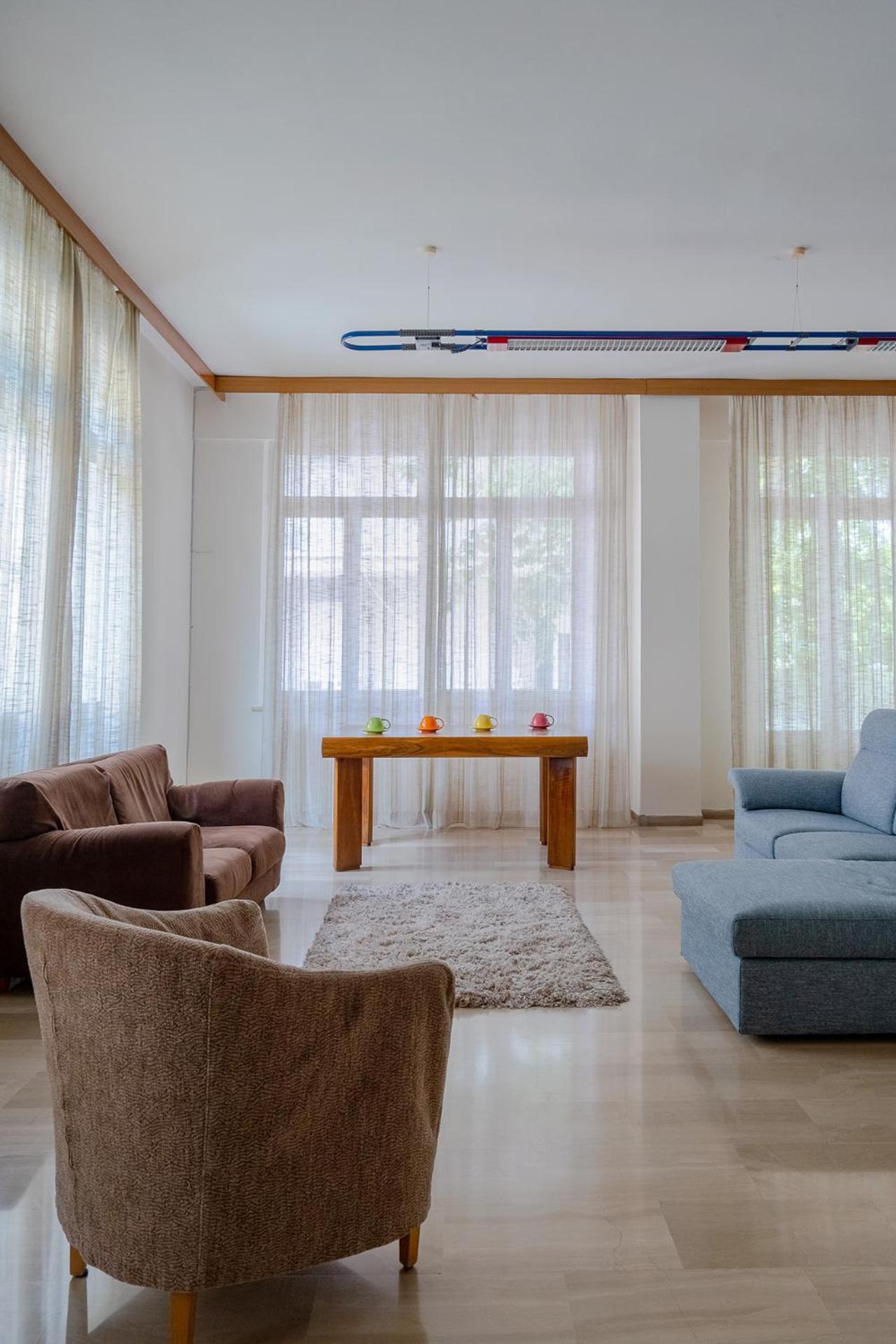 Hotel Sayonara