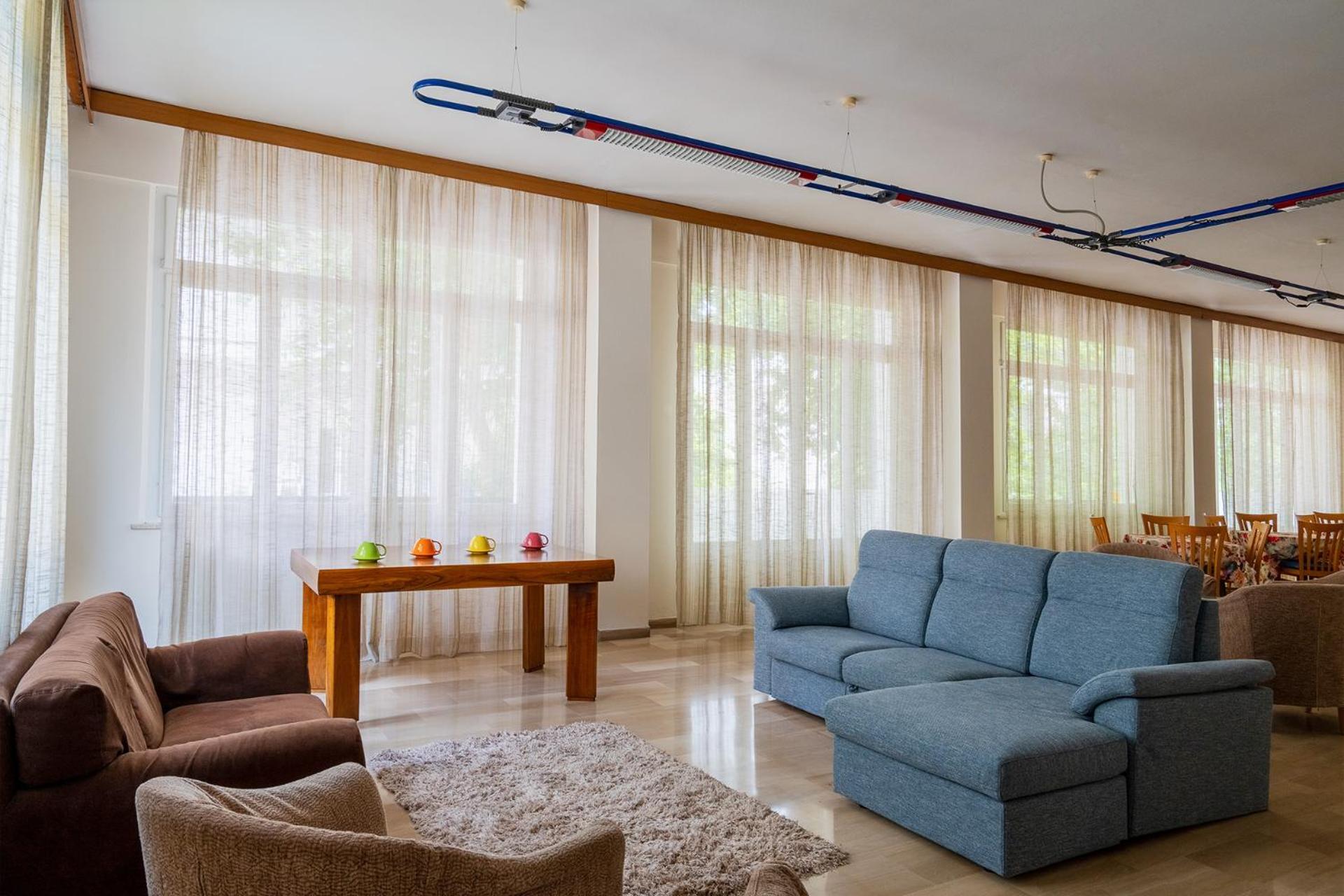 Hotel Sayonara