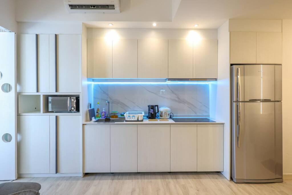 KL Sanctuary Style Comforts, Pool, Gym, Near MRT!