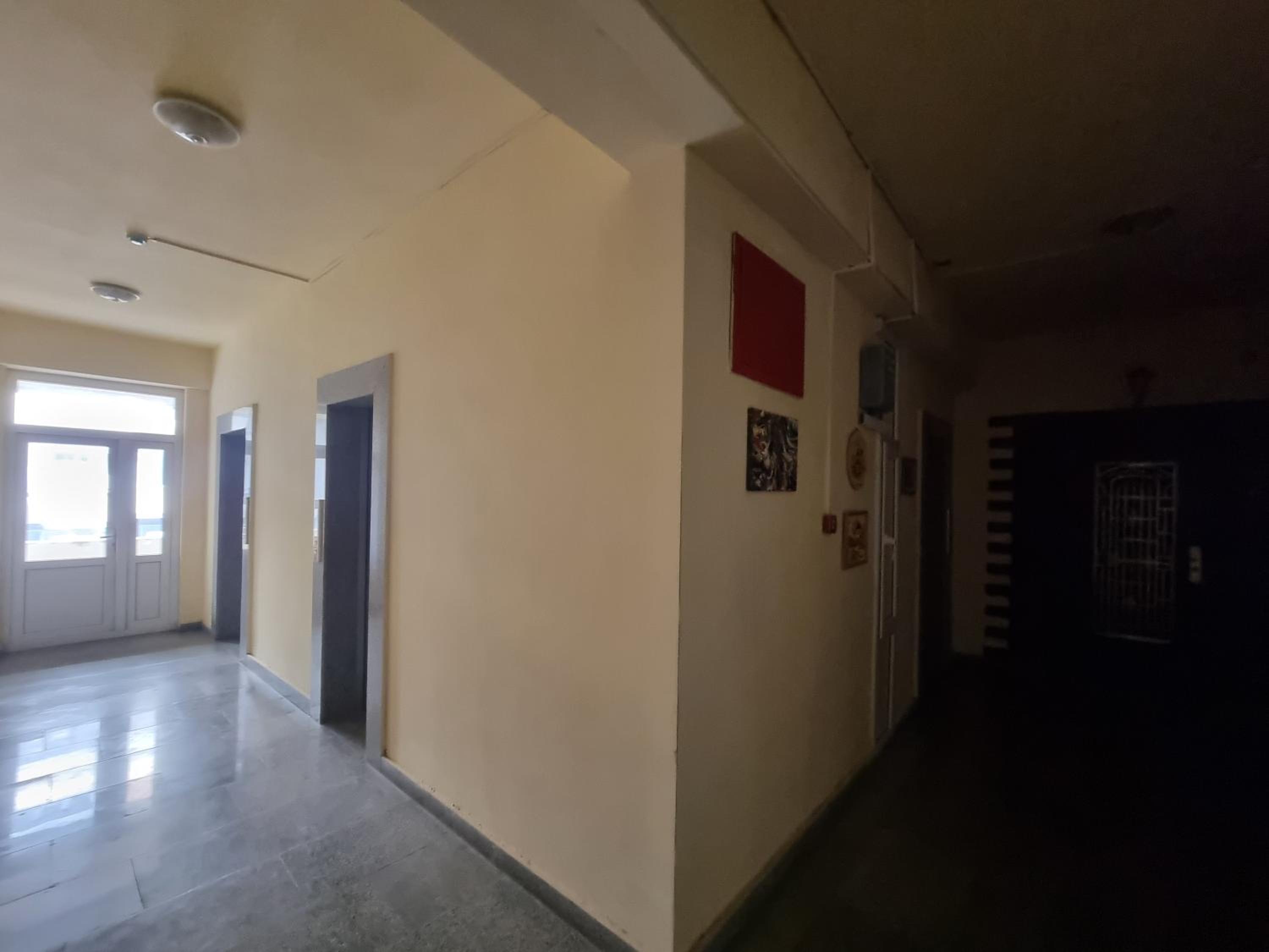 Nizami Mall apartment