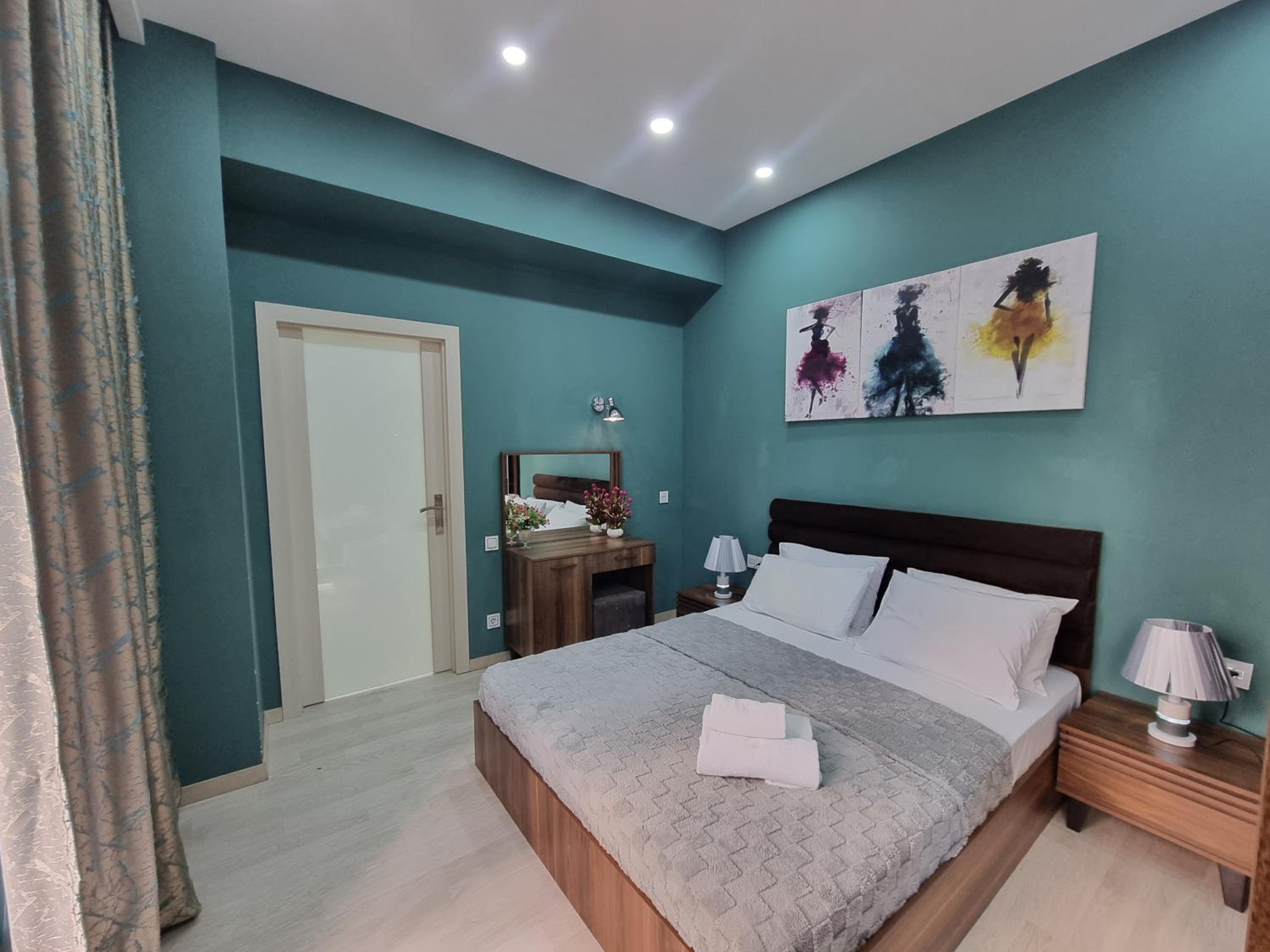 Nizami Mall apartment