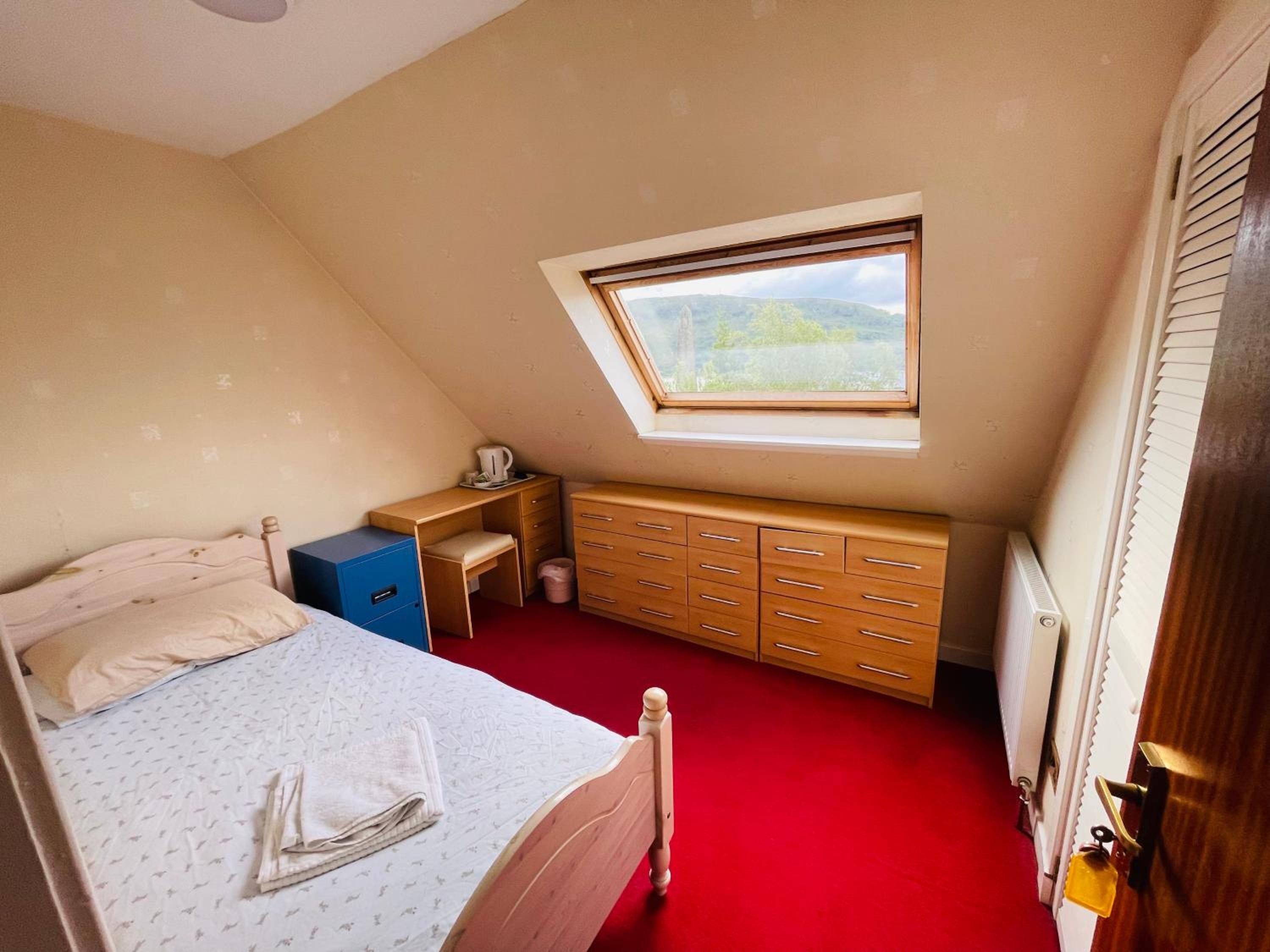 Aldourie Guest House