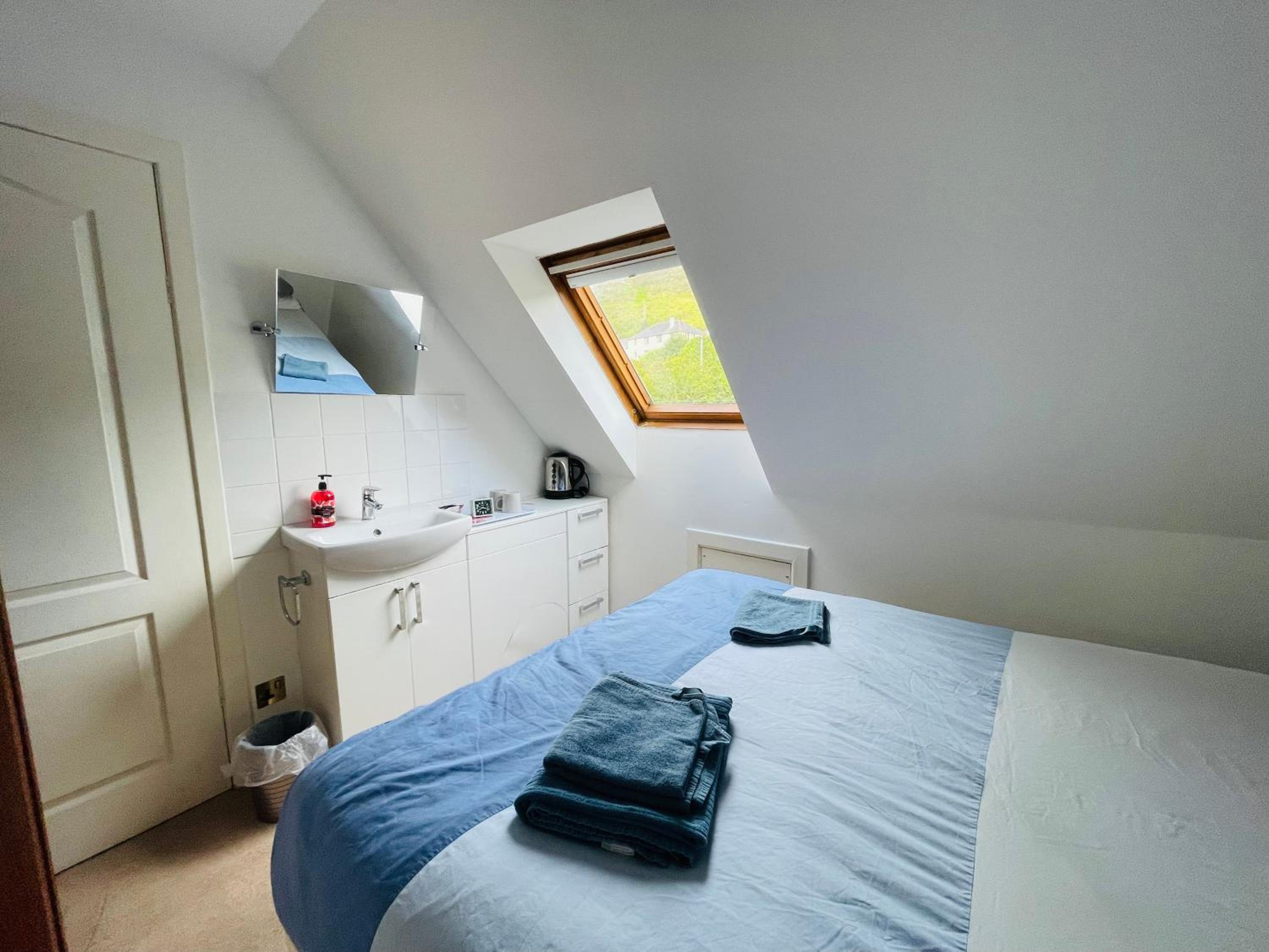 Aldourie Guest House