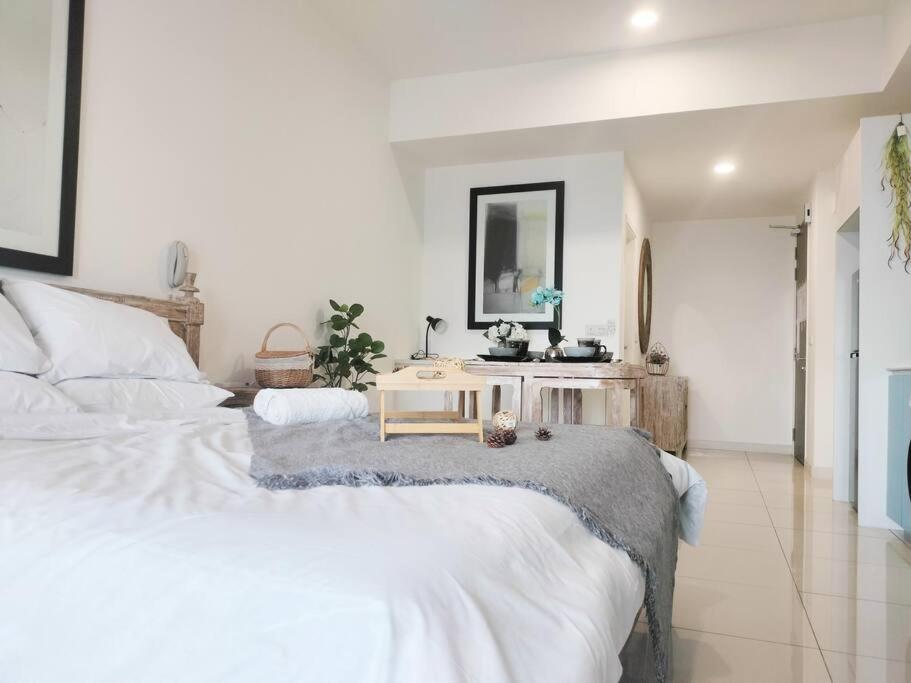 Charming Stay in the Heart of Kuala Lumpur 100Mb