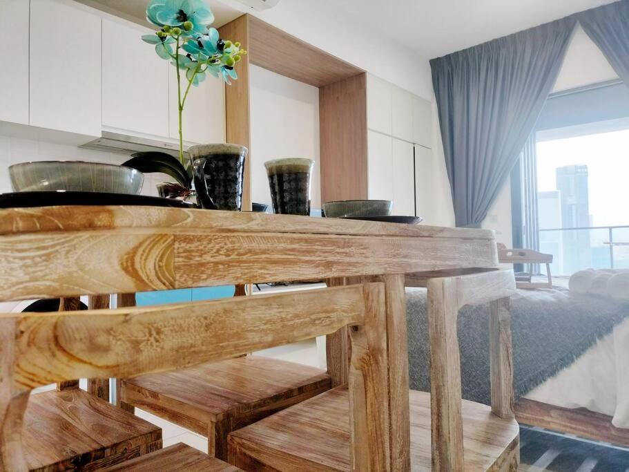 Charming Stay in the Heart of Kuala Lumpur 100Mb