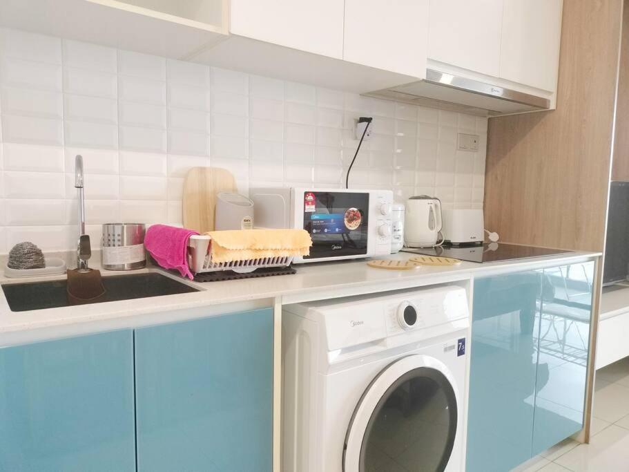 Charming Stay in the Heart of Kuala Lumpur 100Mb
