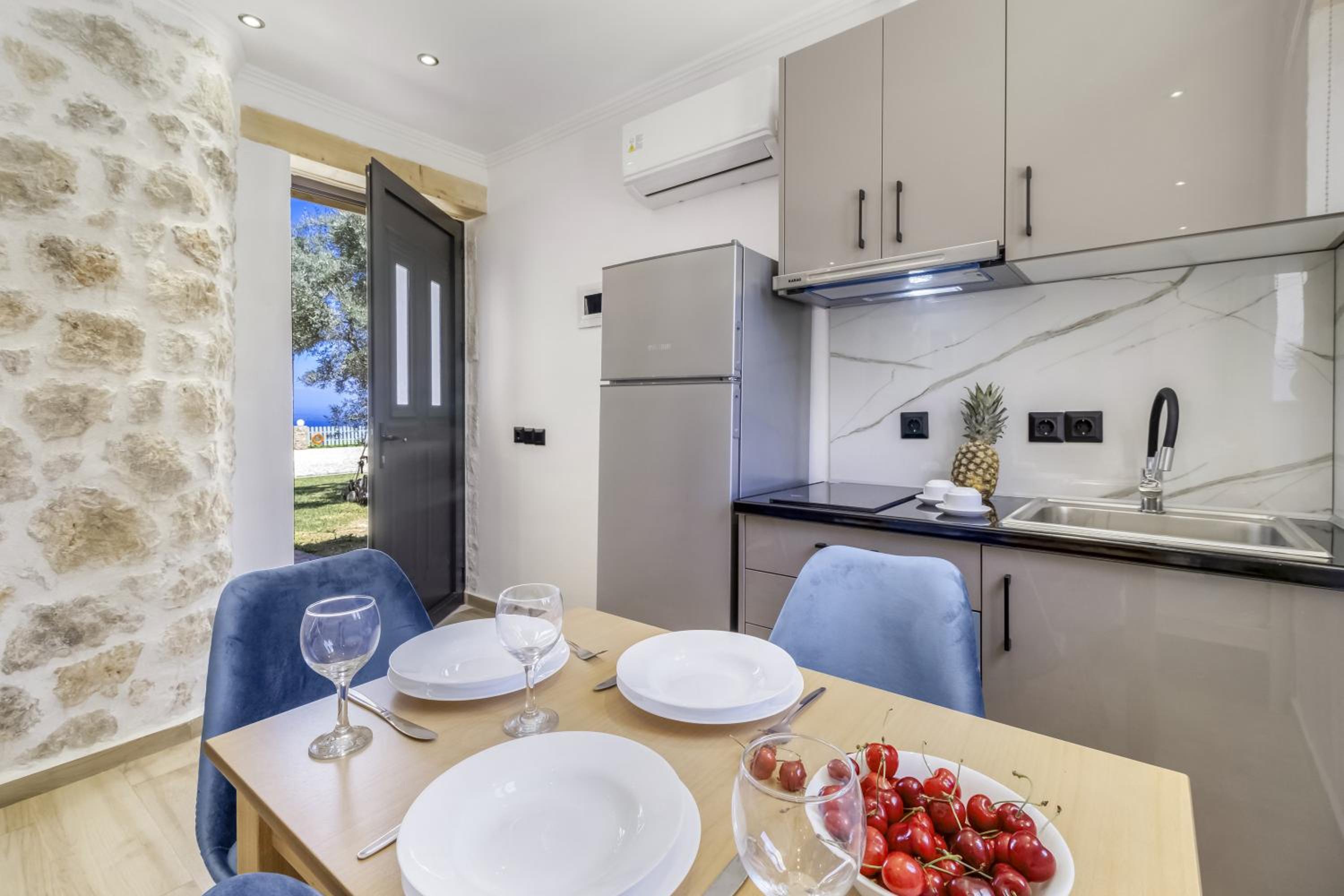 Groundfloor Studio 2 photo 3