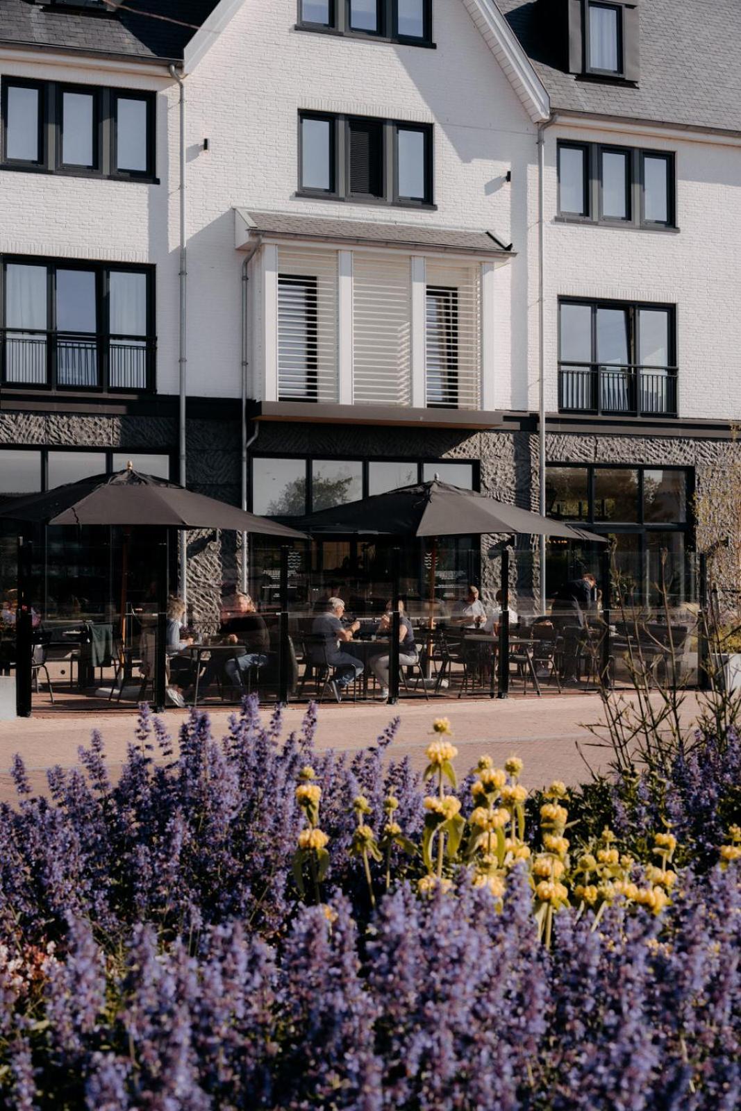 Residentie Strandhotel - Apartments with hotel service and wellness