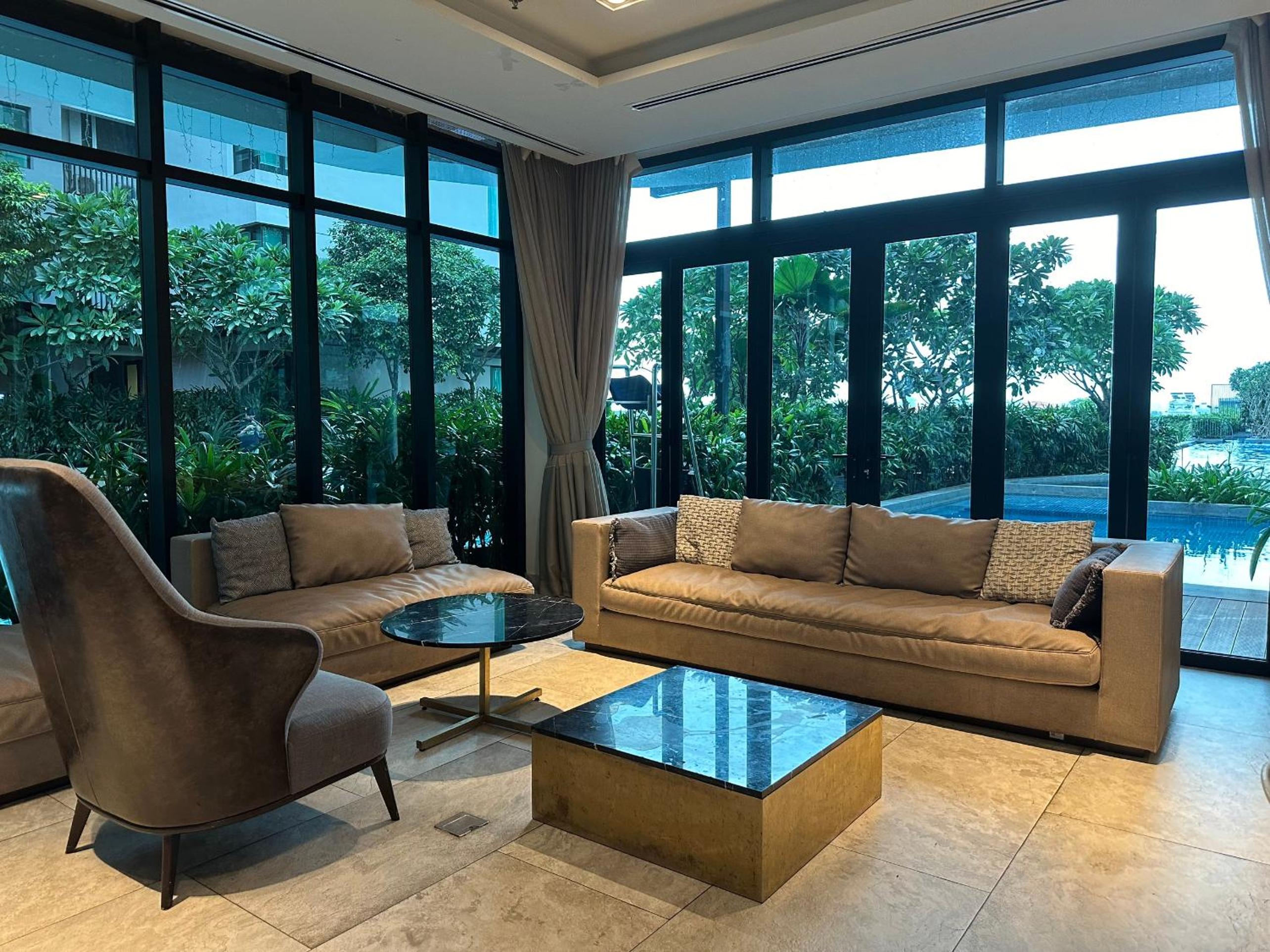 Feliz Luxurry Duplex Apartment Saigon
