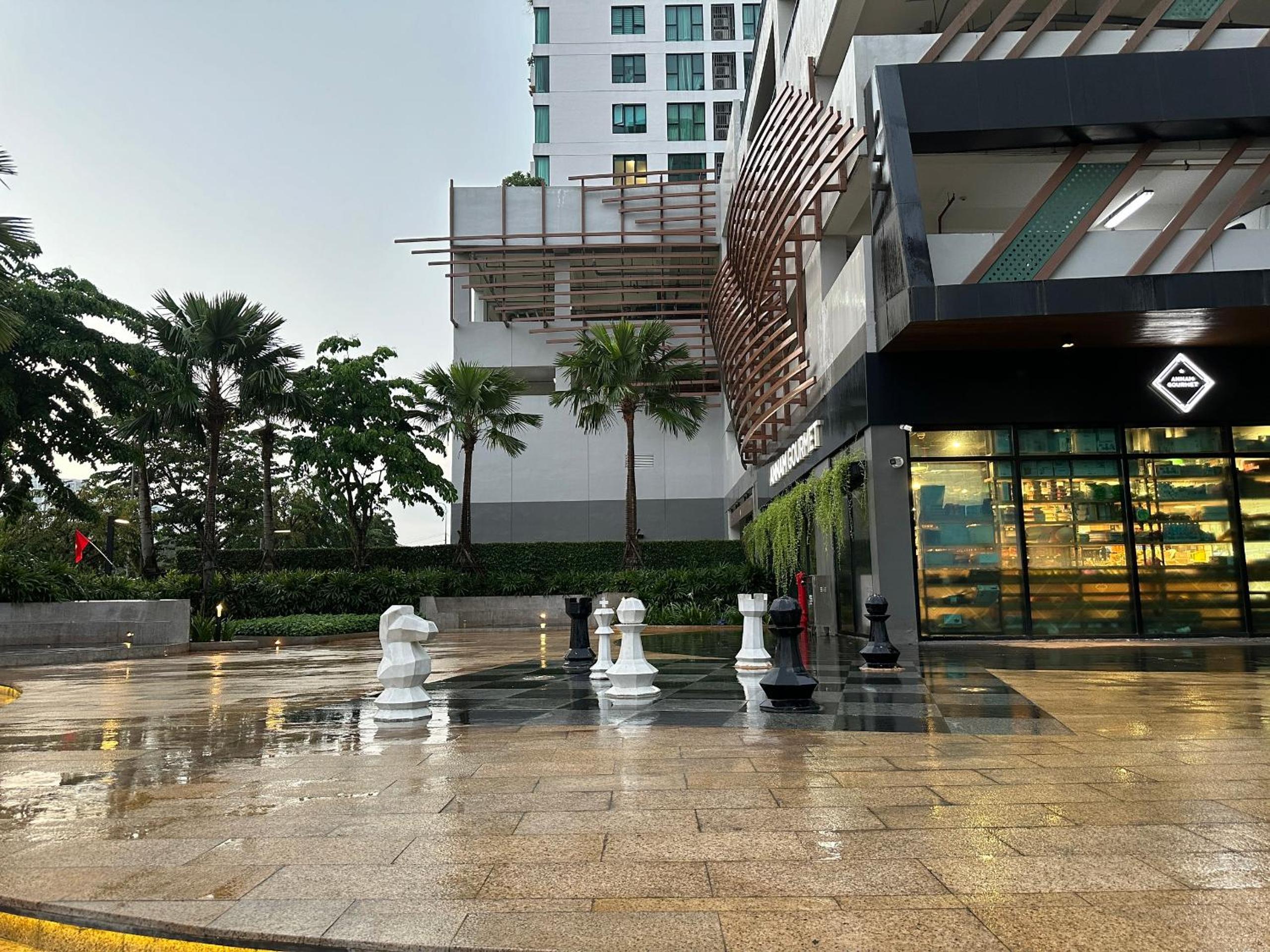 Feliz Luxurry Duplex Apartment Saigon