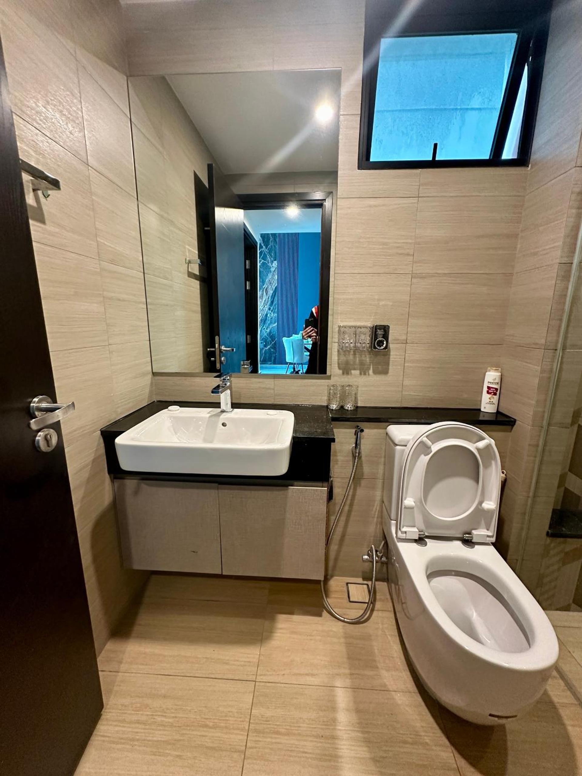 Feliz Luxurry Duplex Apartment Saigon