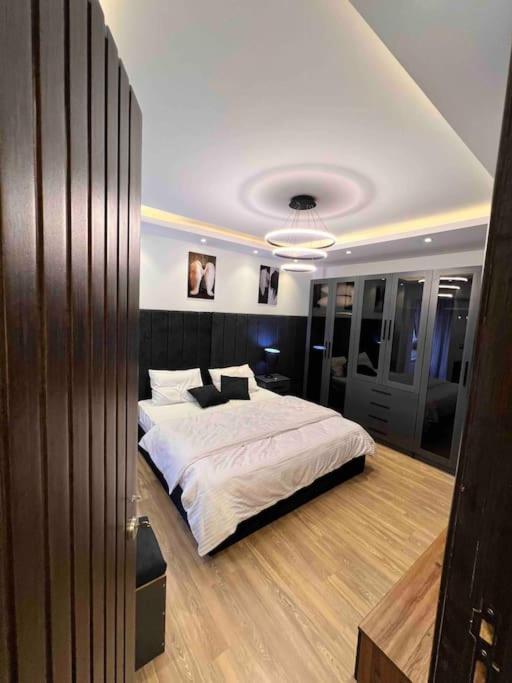 Outstanding Studio In Madinaty