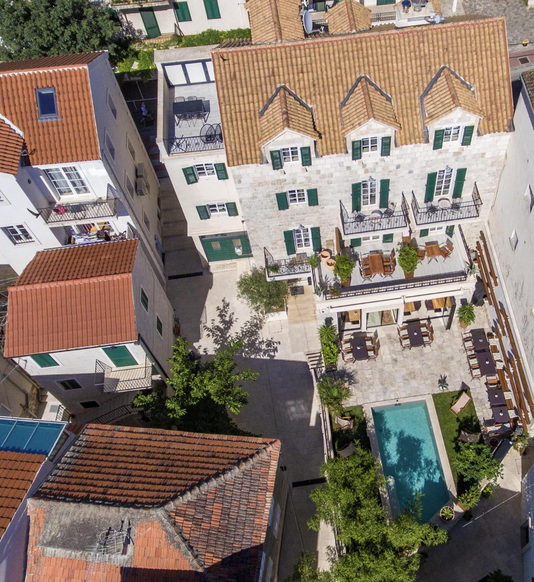 Hotel NEW - Casa Columba - 4 Star Luxury Rooms with Outdoor Pool & Private Garden - Image 1