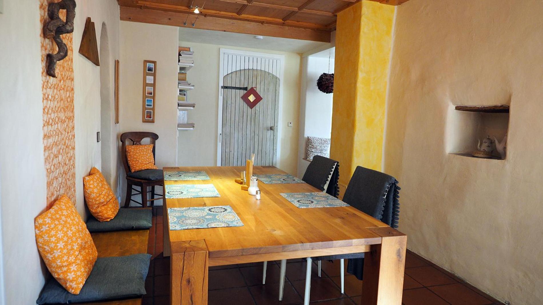 Bergh AM BERG view 3