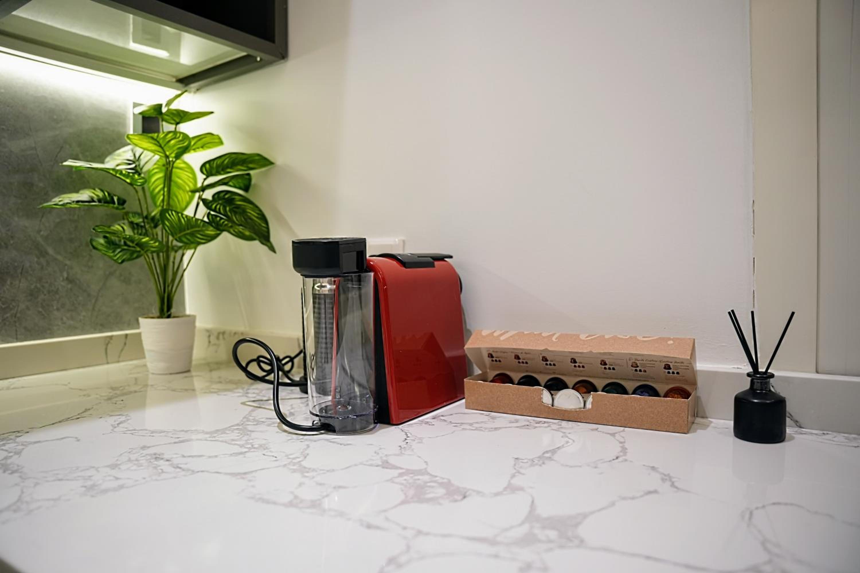 Luxury Smart Apartment E12
