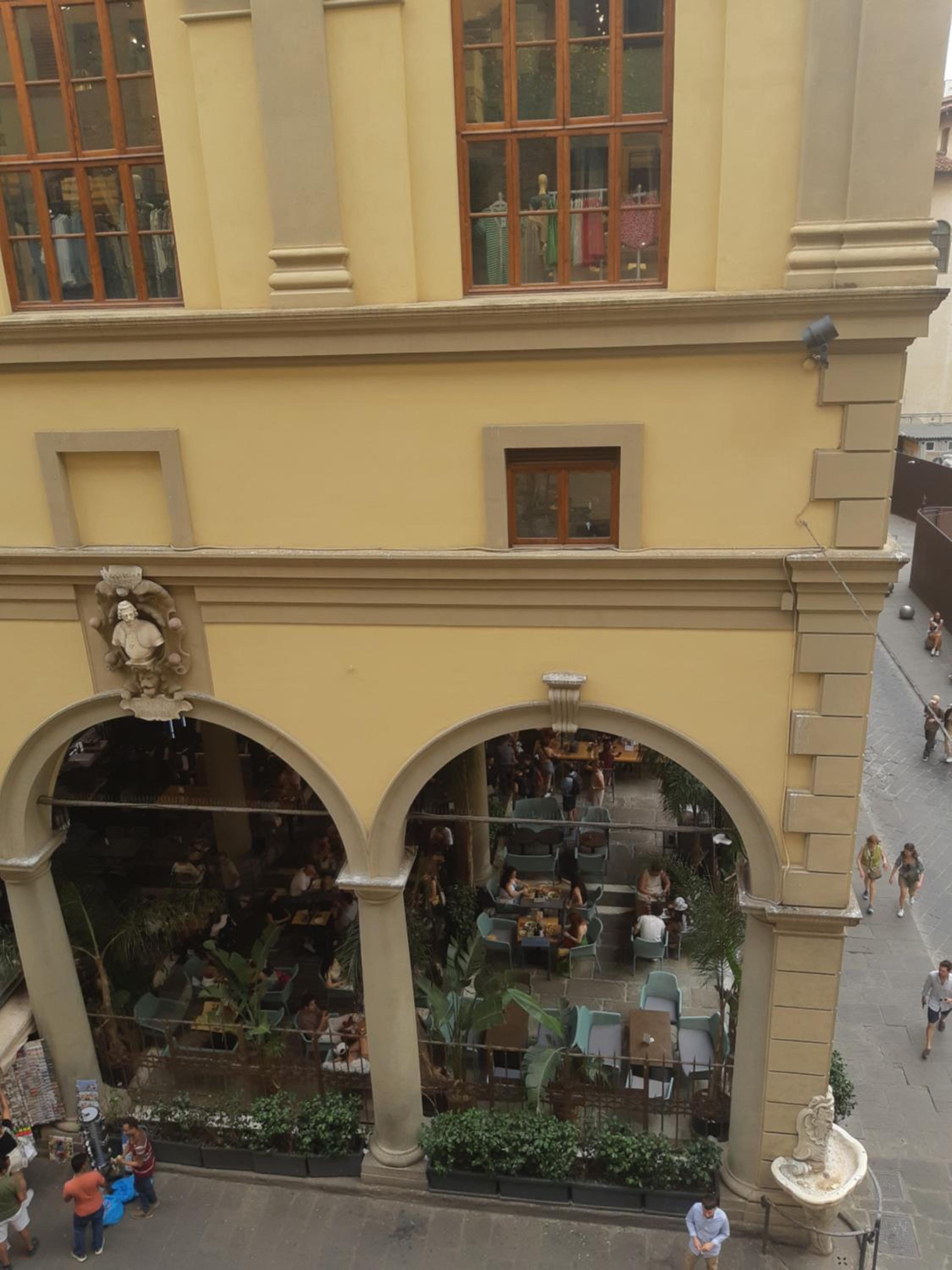 Amazing Corner