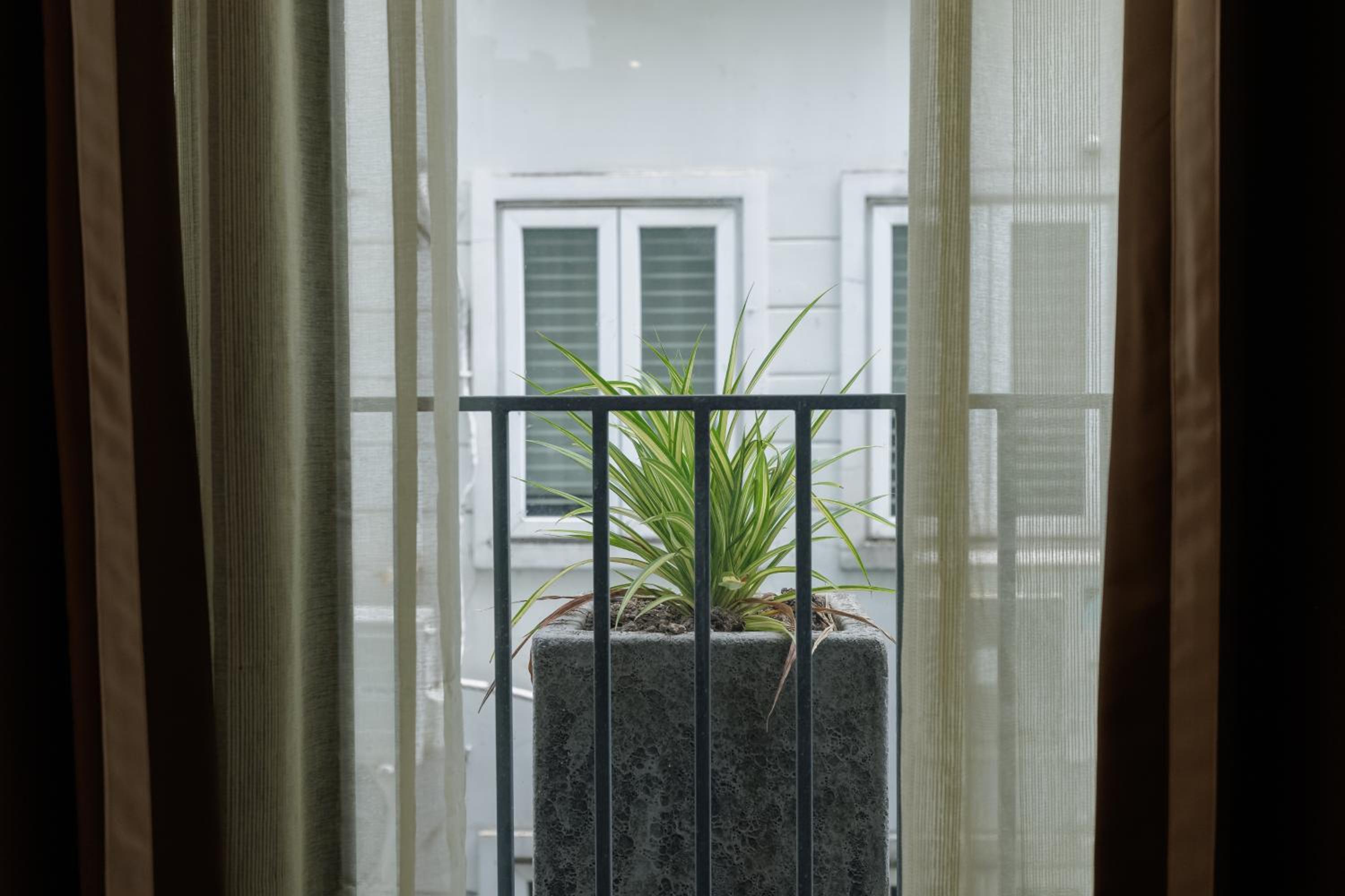 VIETLIFE Hotel & Apartment - Free Cinema