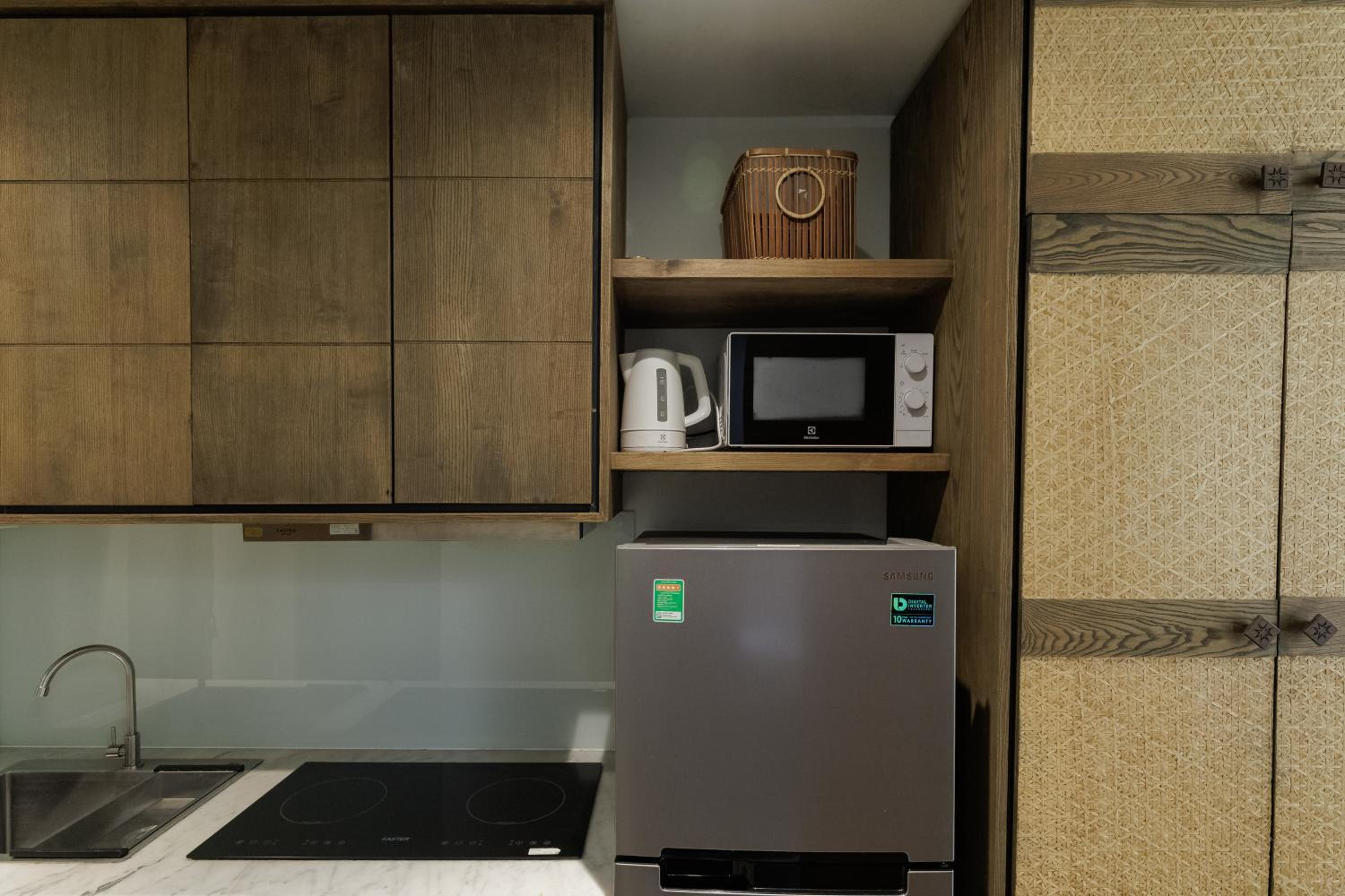 VIETLIFE Hotel & Apartment - Free Cinema