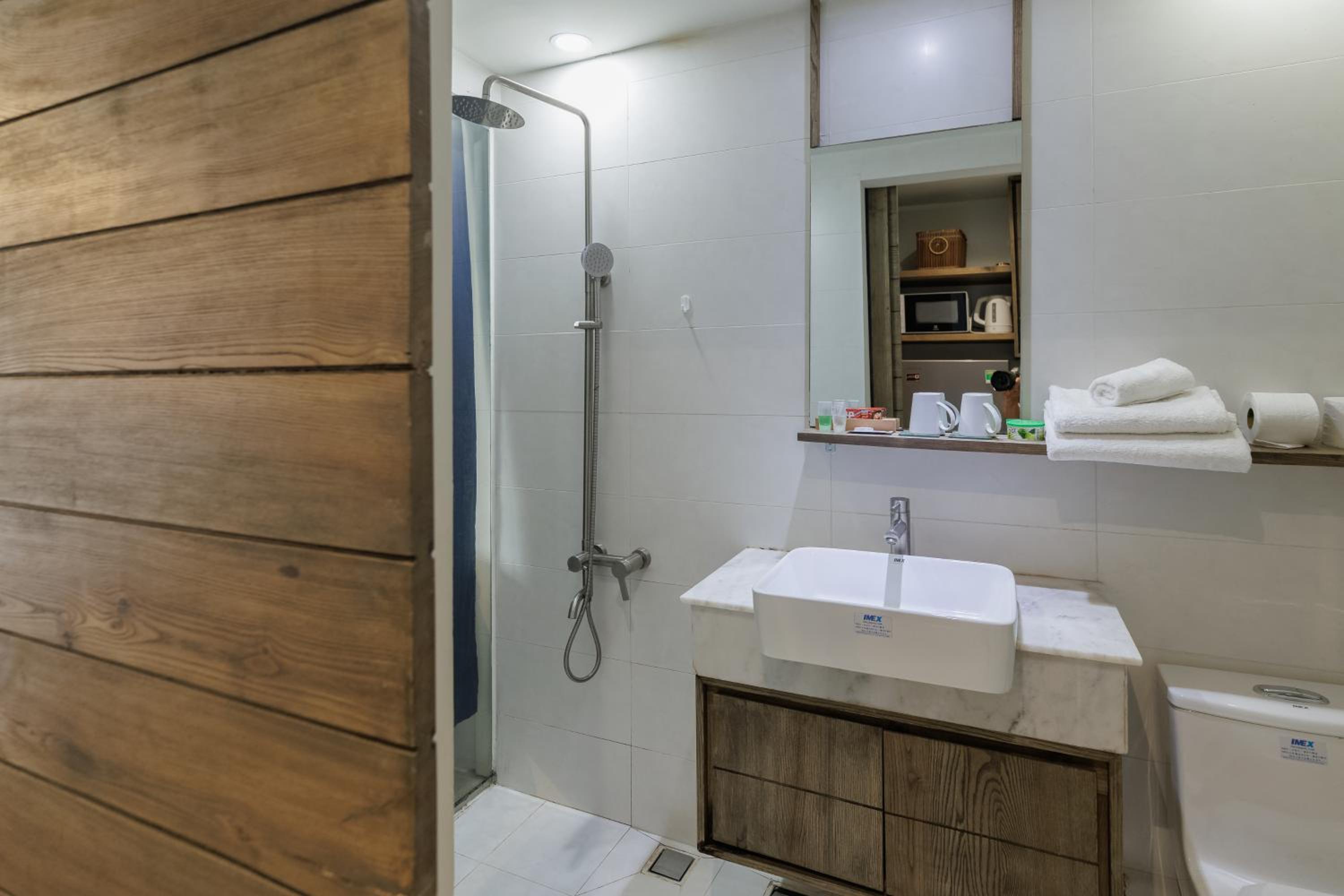VIETLIFE Hotel & Apartment - Free Cinema