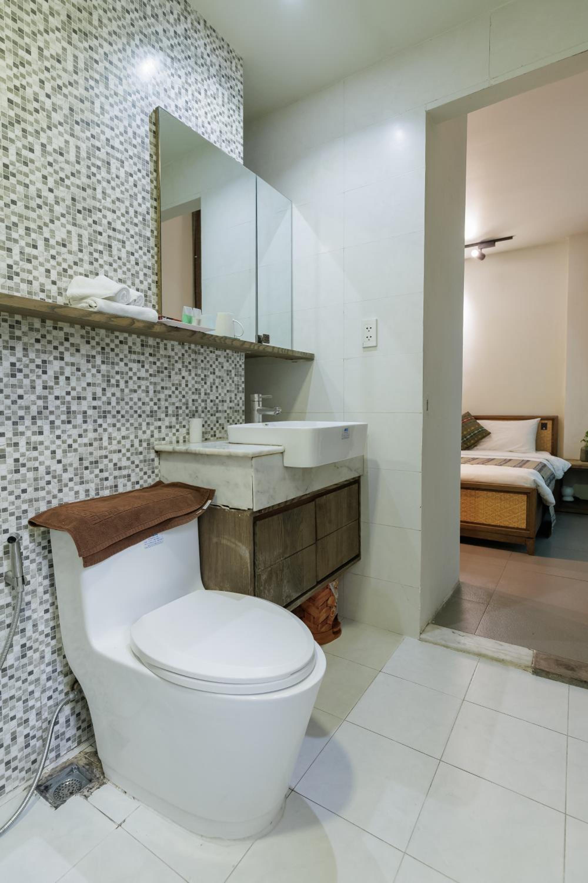 VIETLIFE Hotel & Apartment - Free Cinema