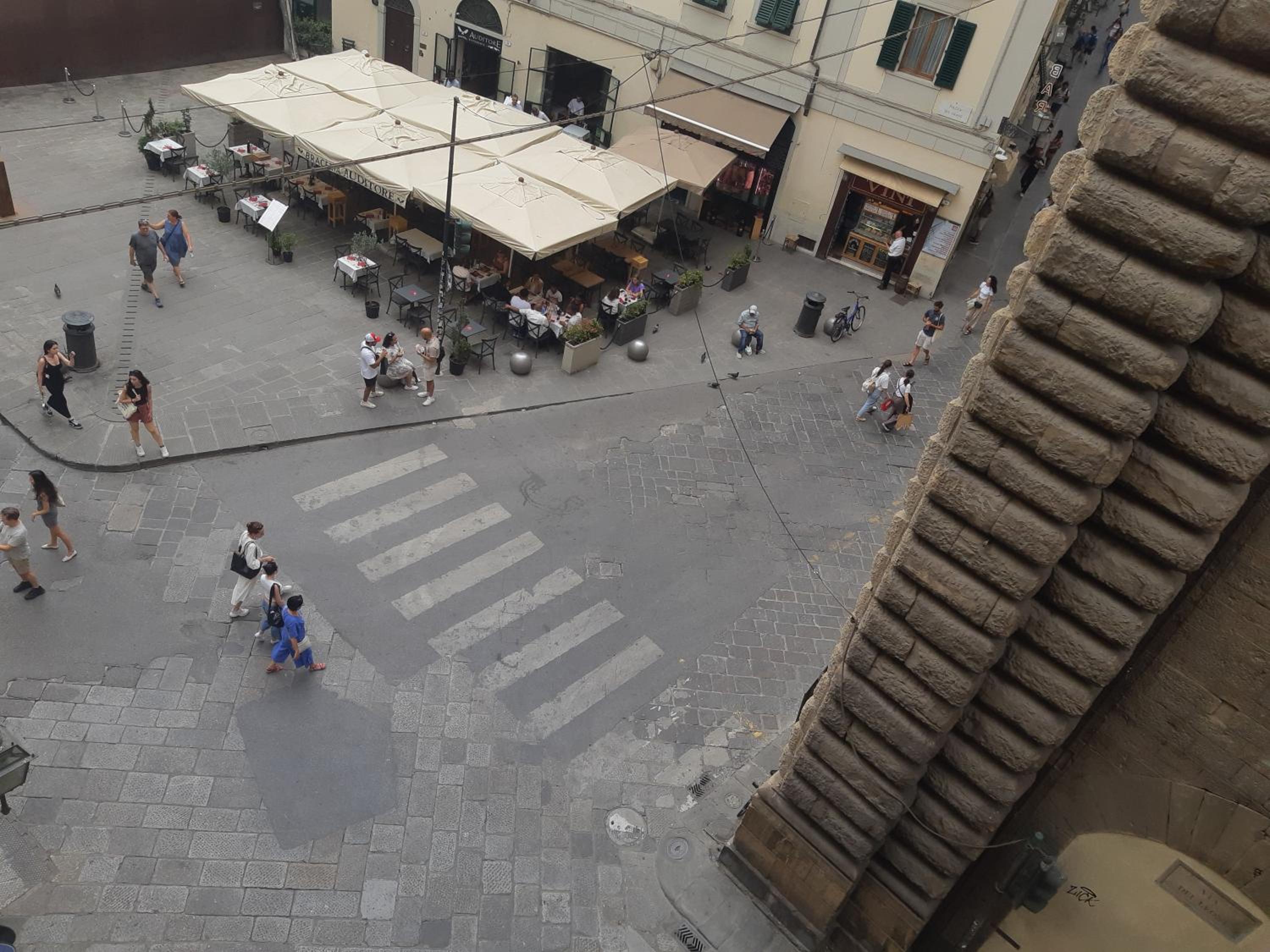 Amazing Corner
