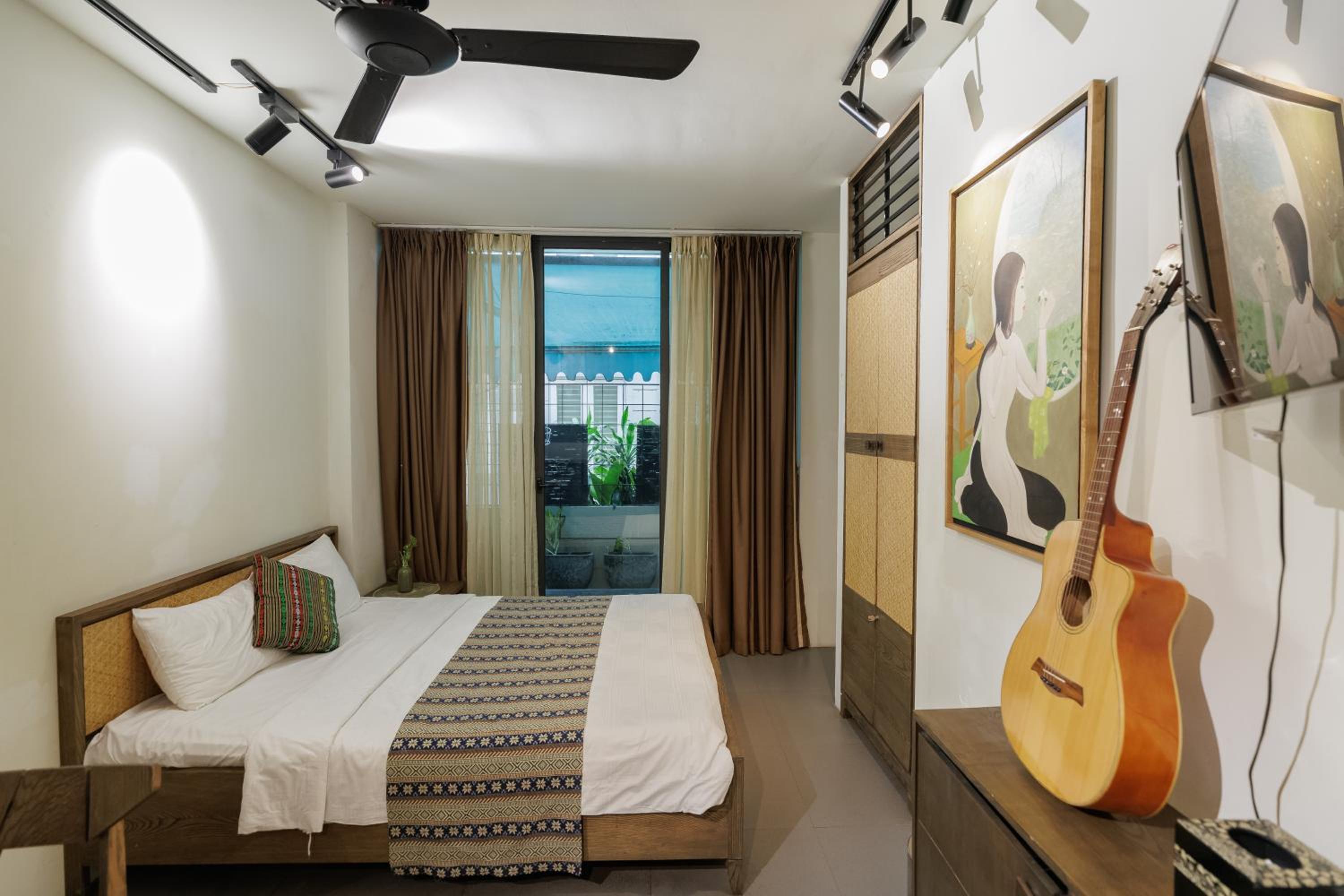 VIETLIFE Hotel & Apartment - Free Cinema
