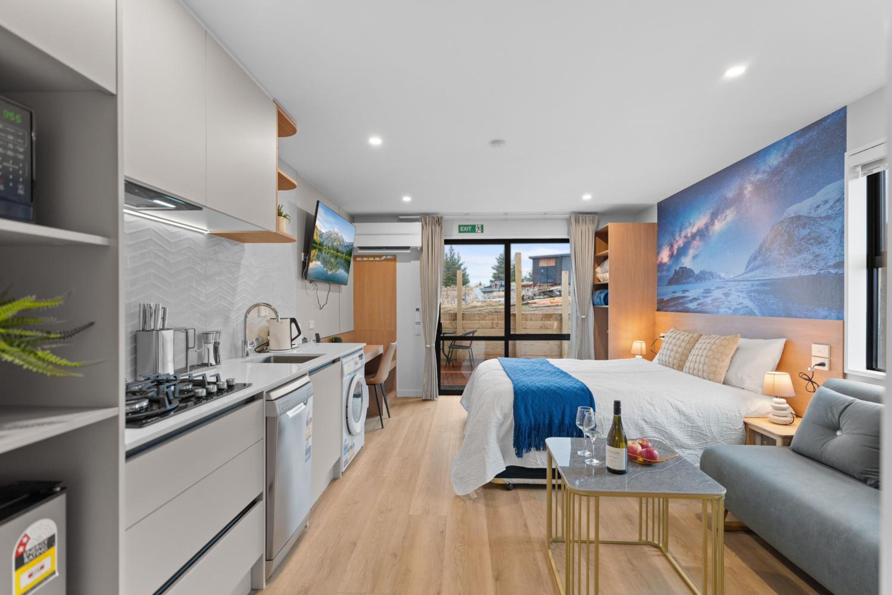 Sunshine Suites