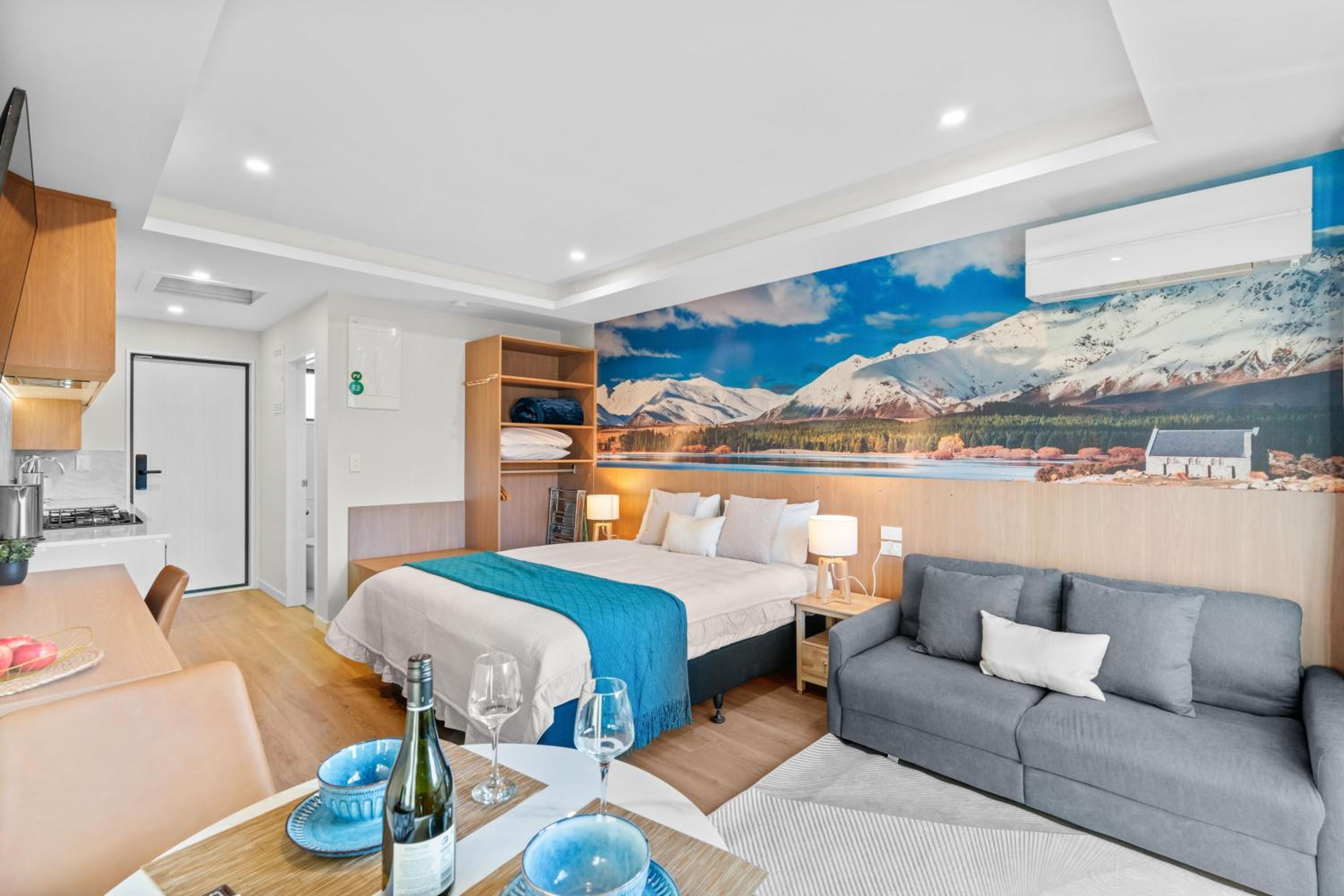 Sunshine Suites