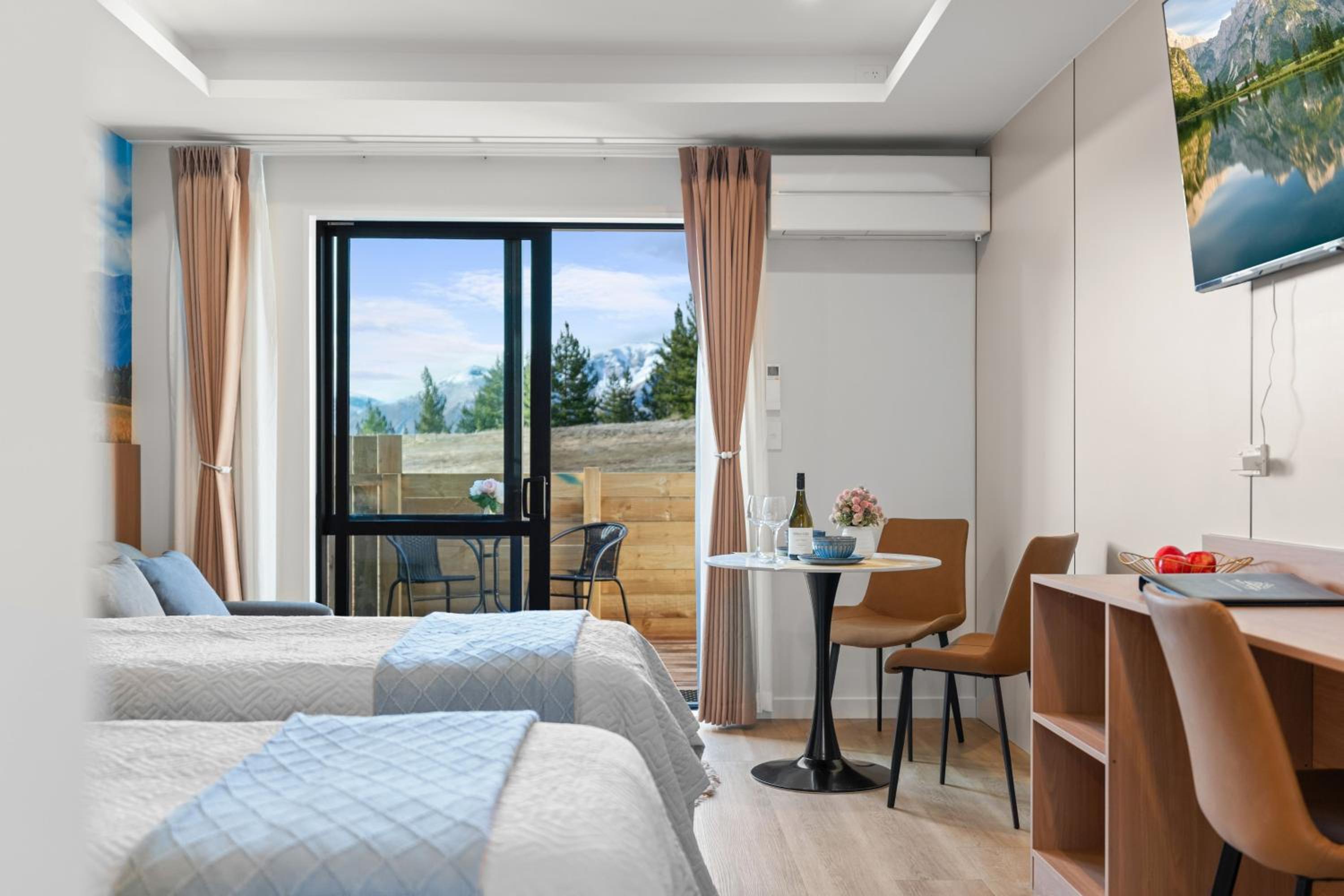 Sunshine Suites