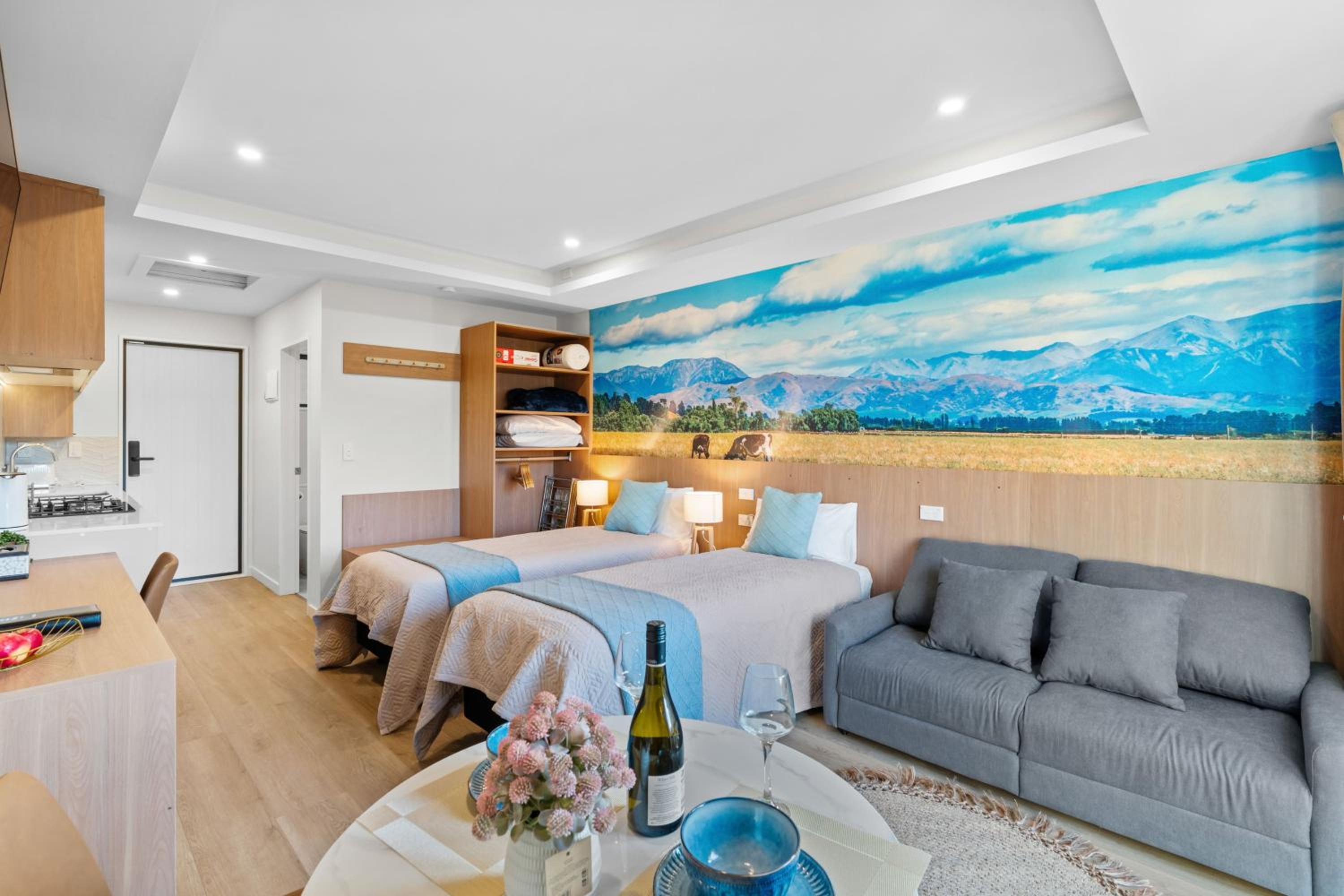 Sunshine Suites