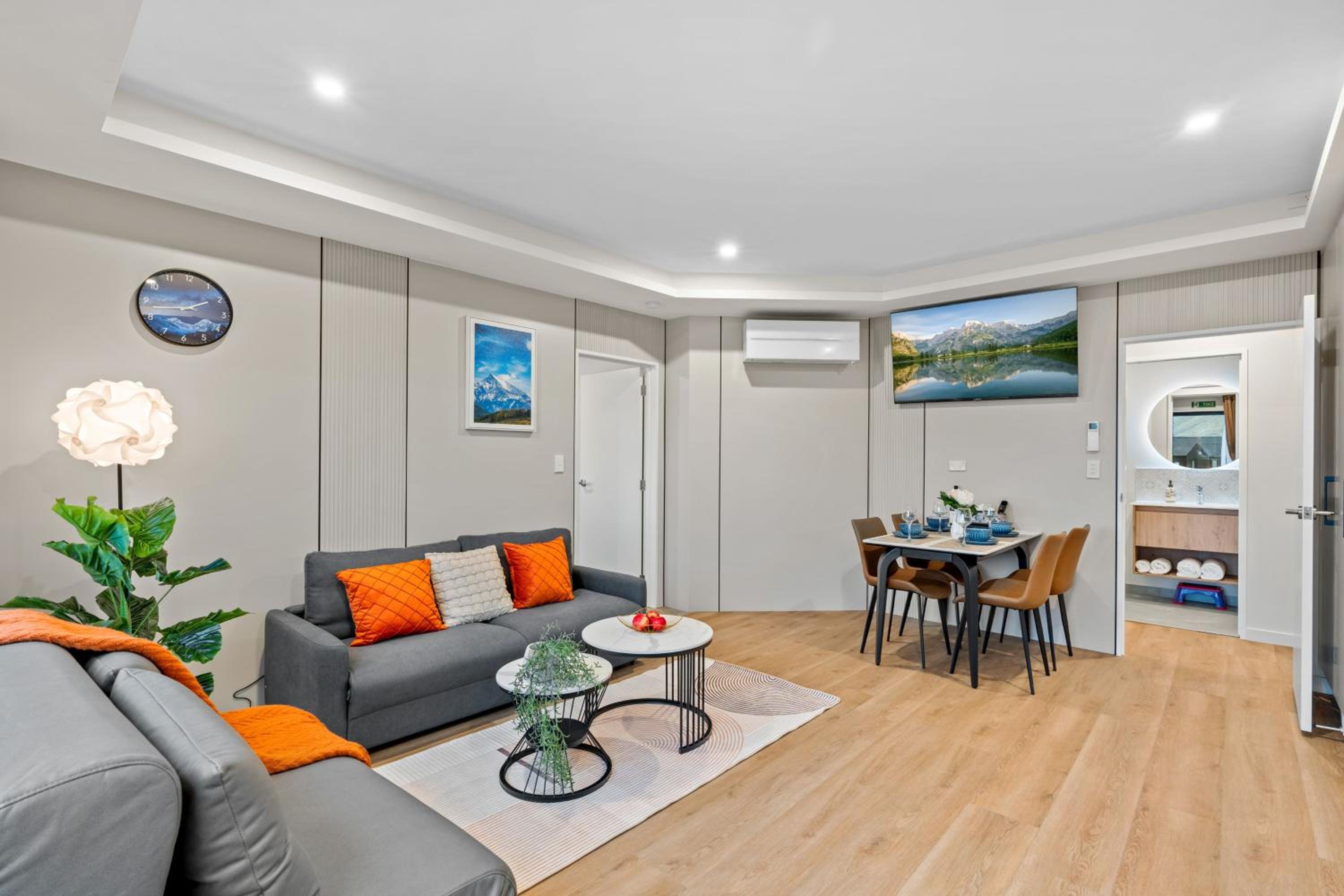 Sunshine Suites