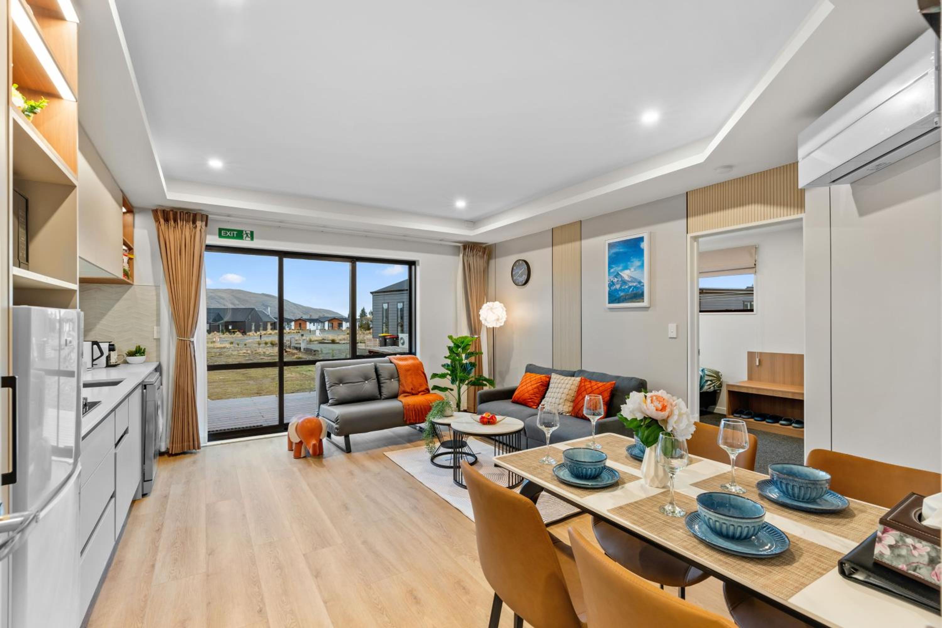 Sunshine Suites