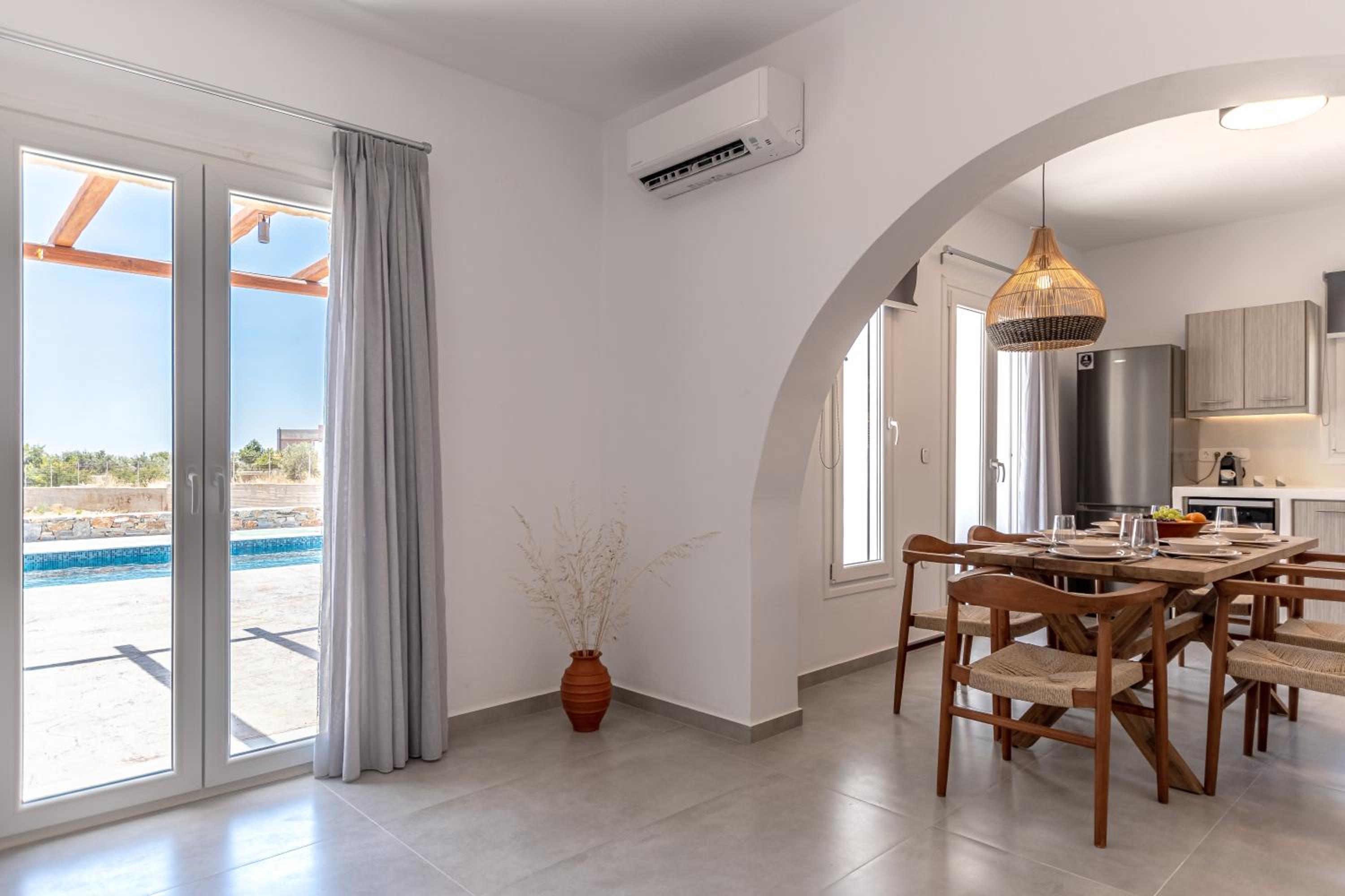 Villa Margarita 3 Bedroom Villa with Private Pool and Sea View