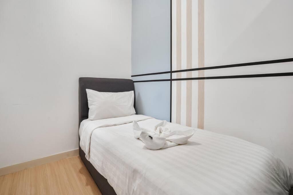 Sleek 3BR Suites Near TRX By Rumabnb