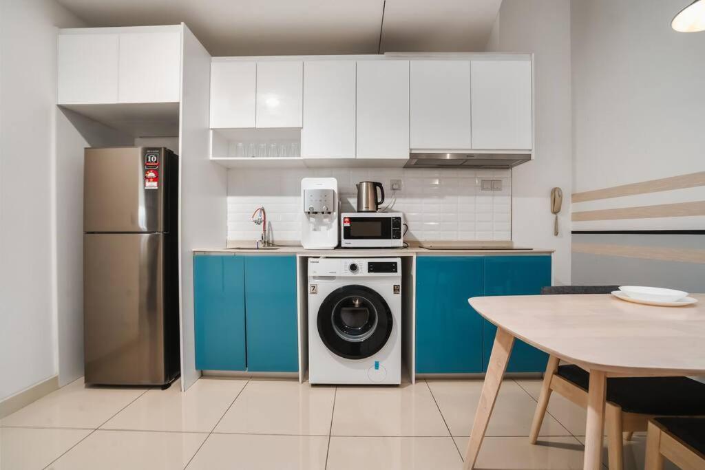 Sleek 3BR Suites Near TRX By Rumabnb