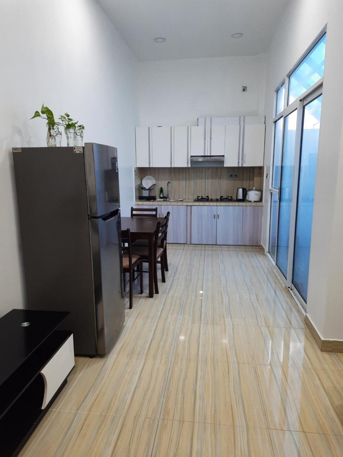 Yanaya Stay view 5