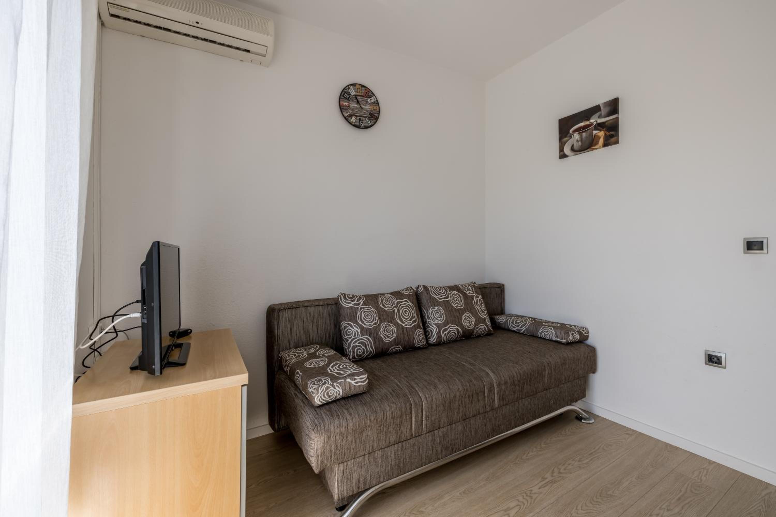 Holiday House Krishto